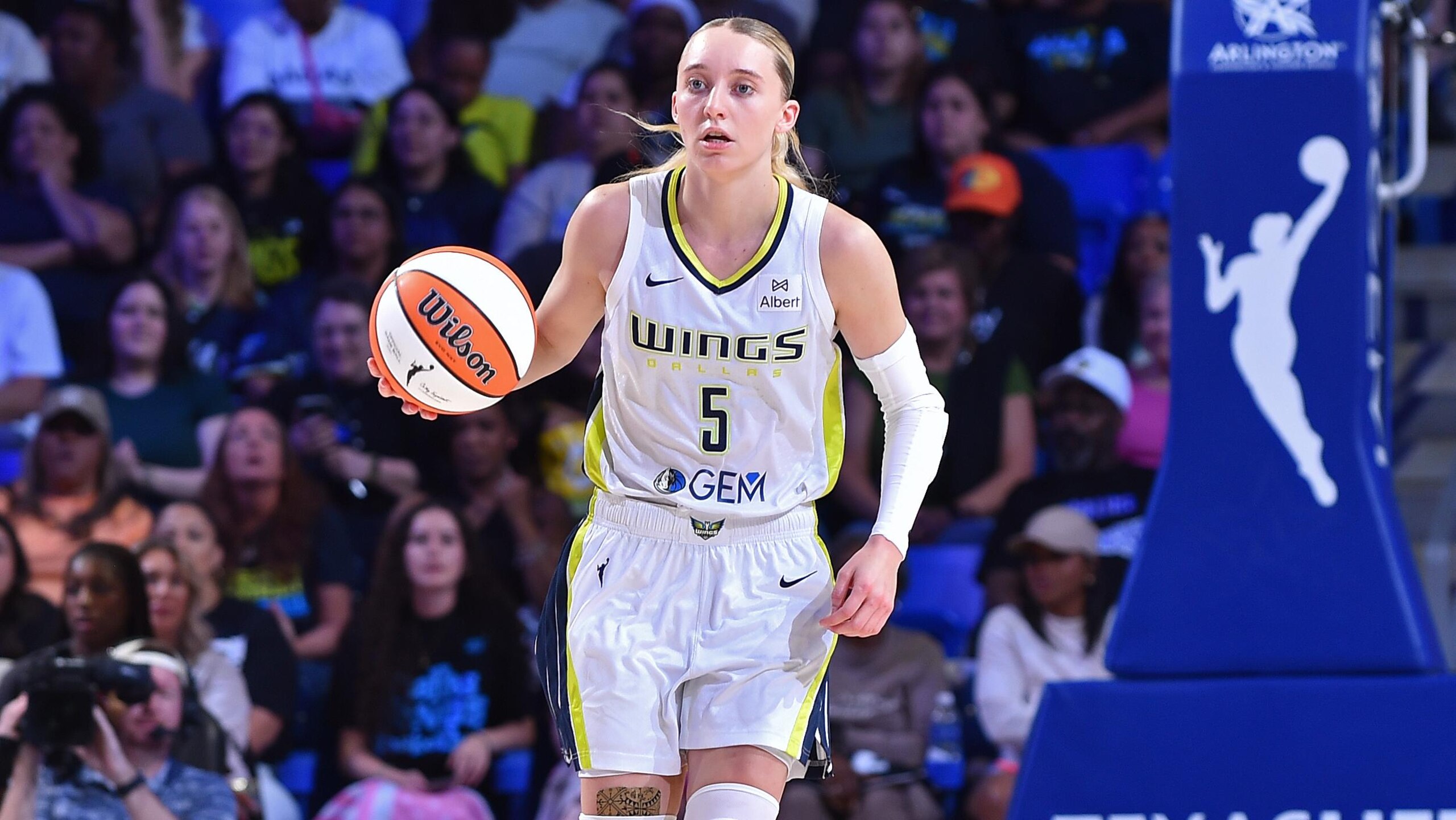 Phoenix Mercury v Dallas Wings