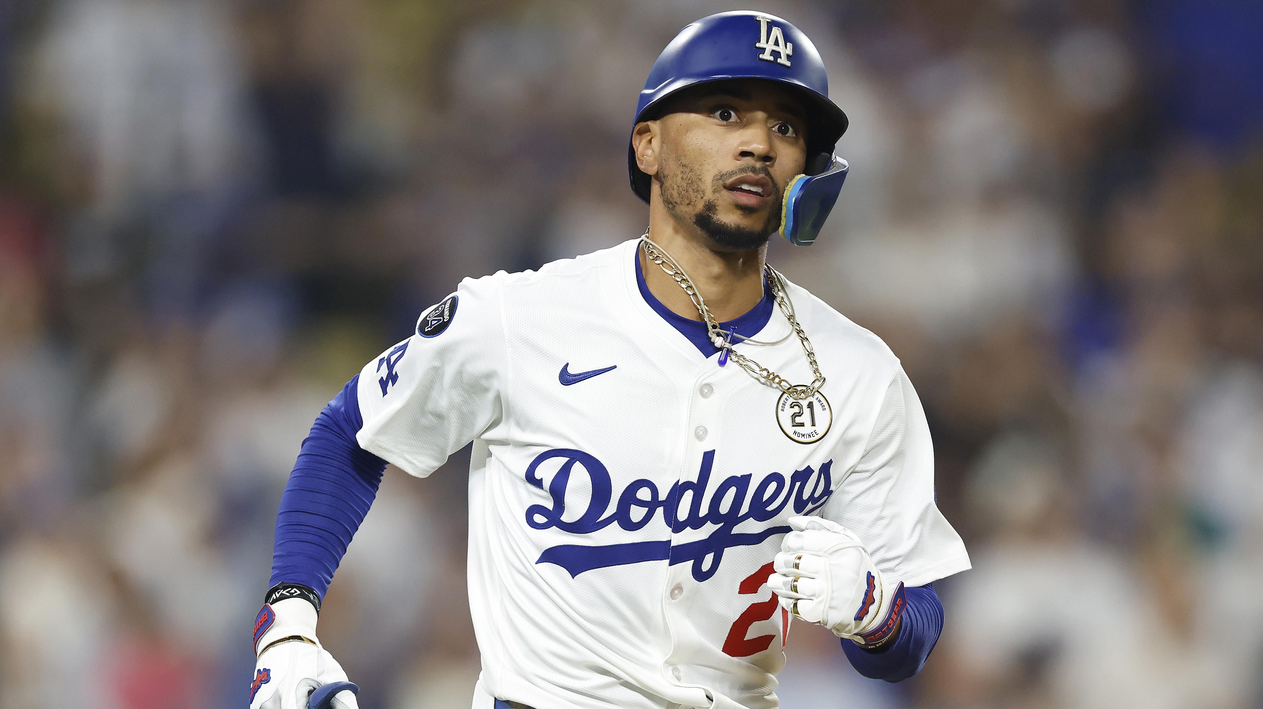 Philadelphia Phillies v Los Angeles Dodgers