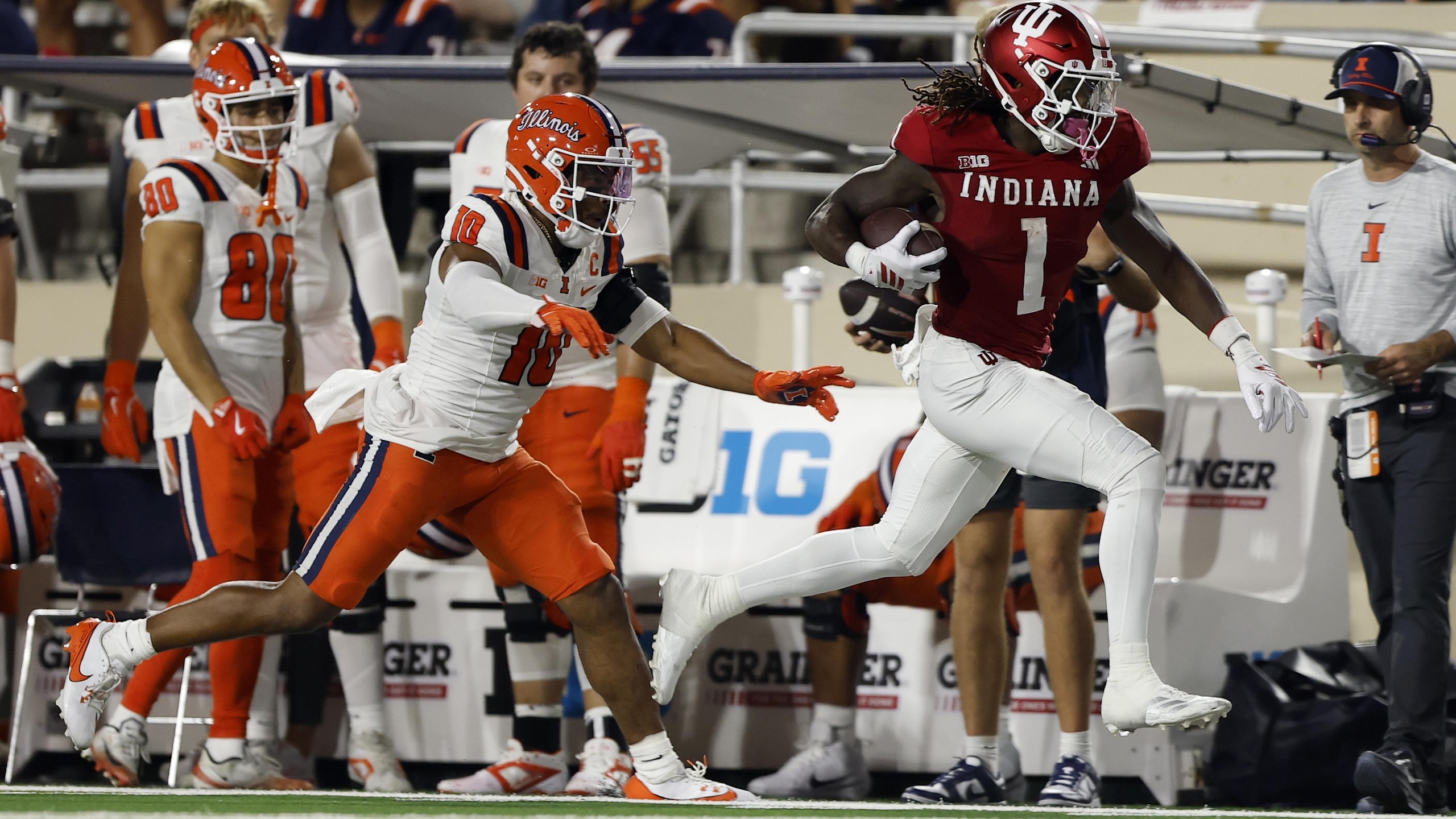COLLEGE FOOTBALL: SEP 20 Illinois at Indiana