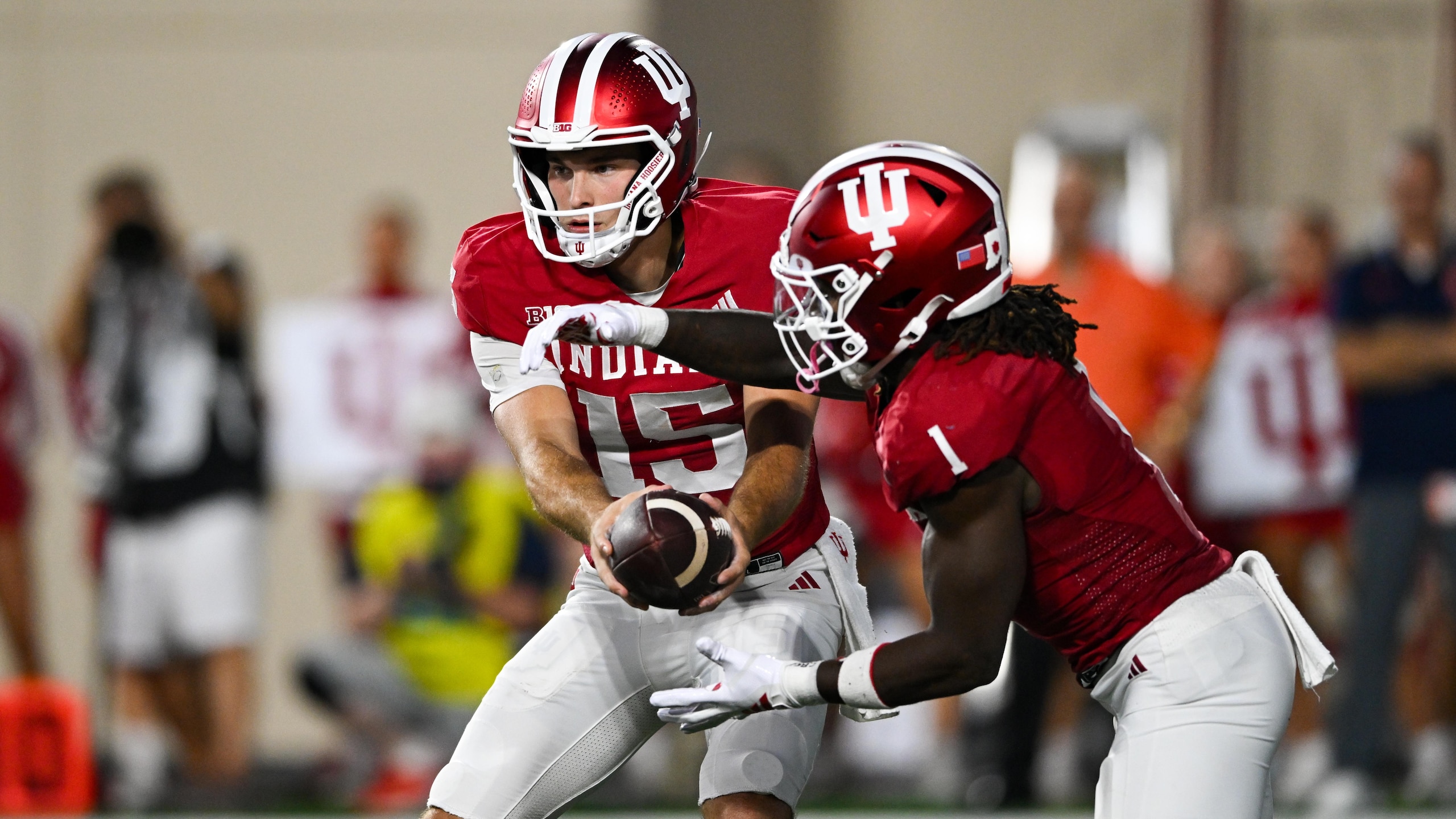 COLLEGE FOOTBALL: SEP 20 Illinois at Indiana