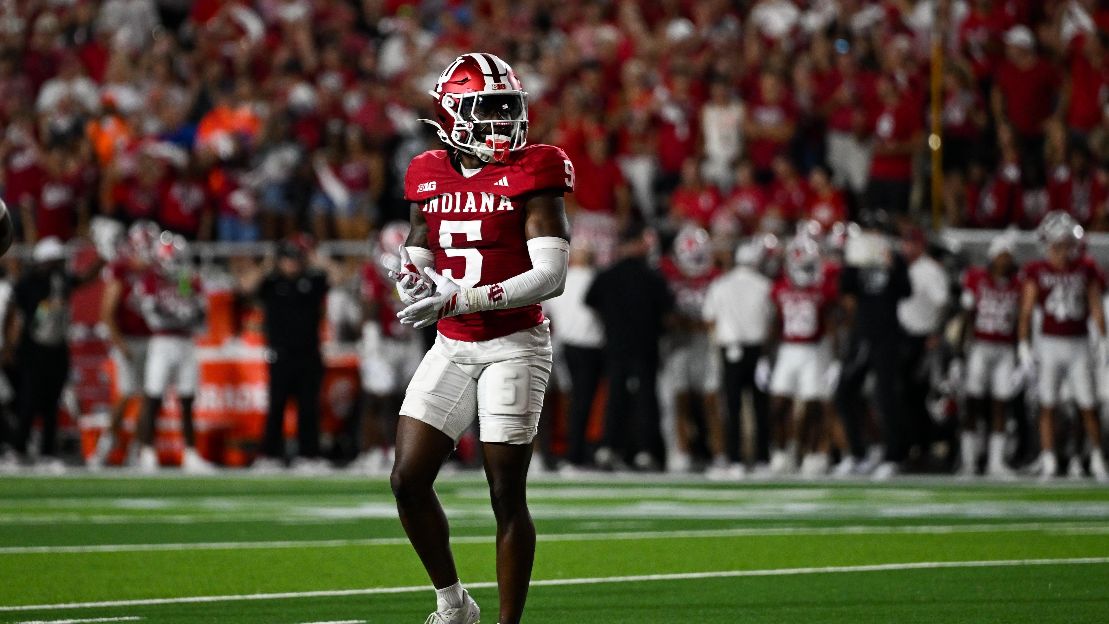 COLLEGE FOOTBALL: SEP 20 Illinois at Indiana COLLEGE FOOTBALL: SEP 20 Illinois at Indiana