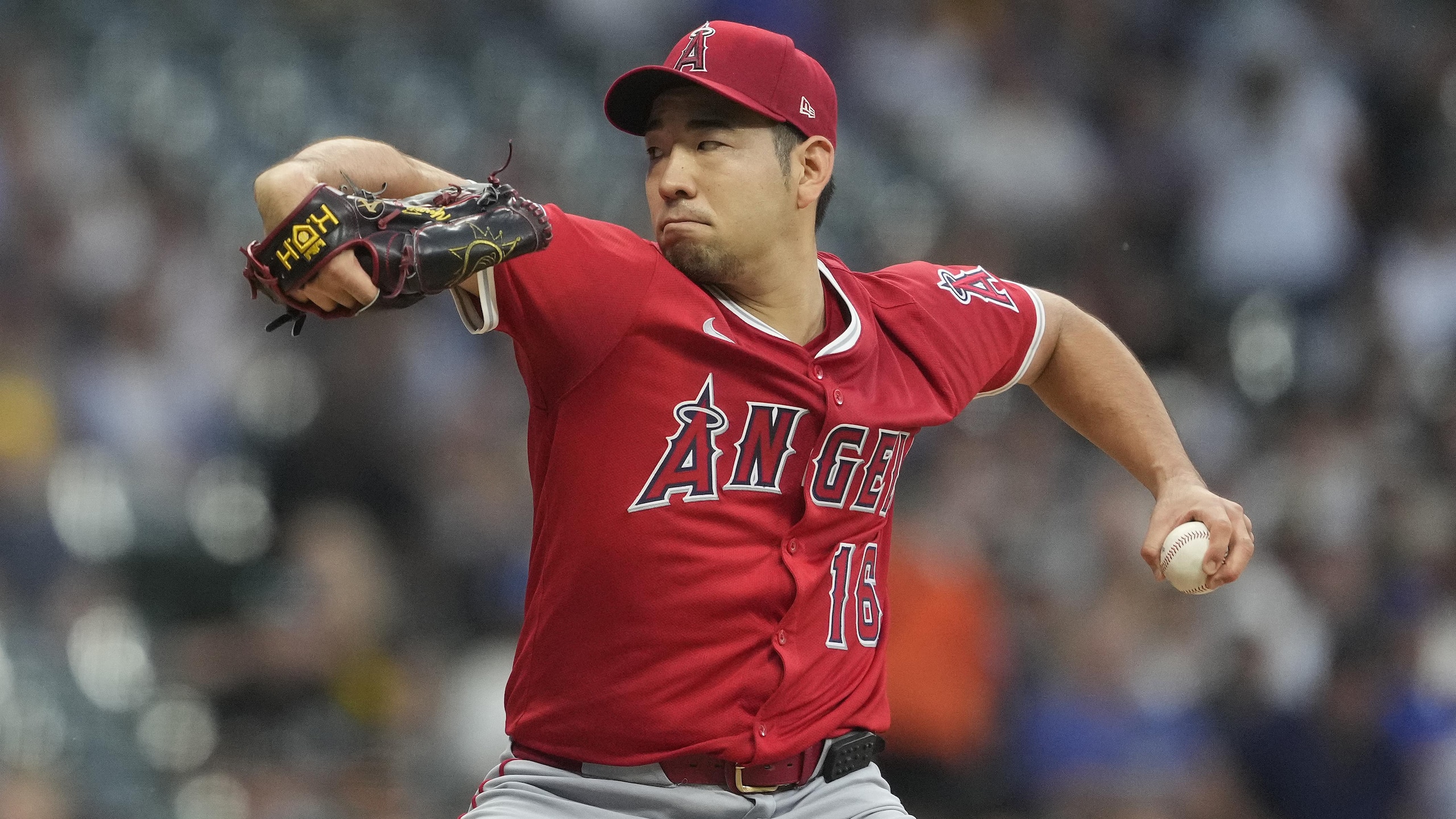 Los Angeles Angels v Milwaukee Brewers