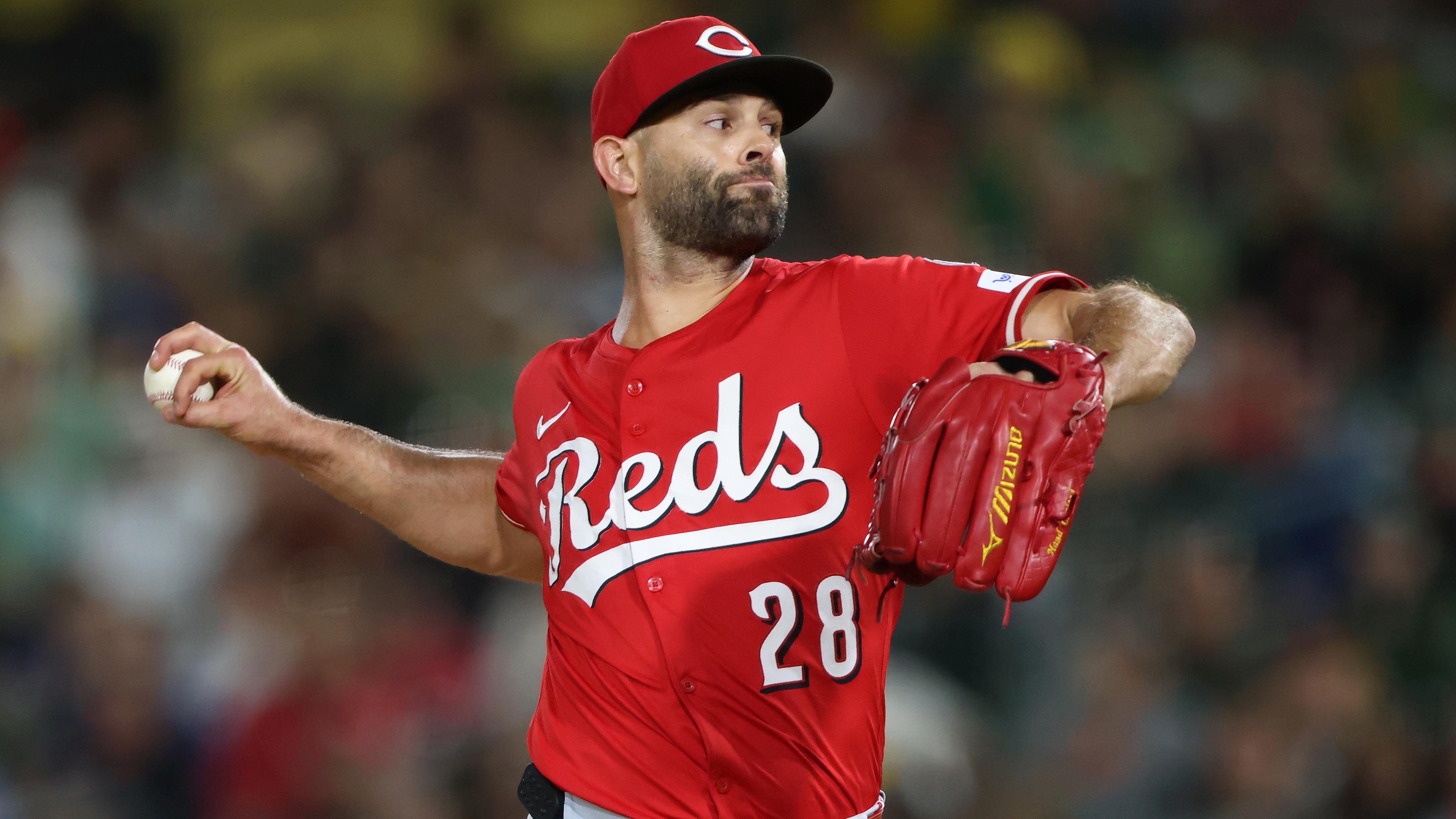 Cincinnati Reds v Athletics