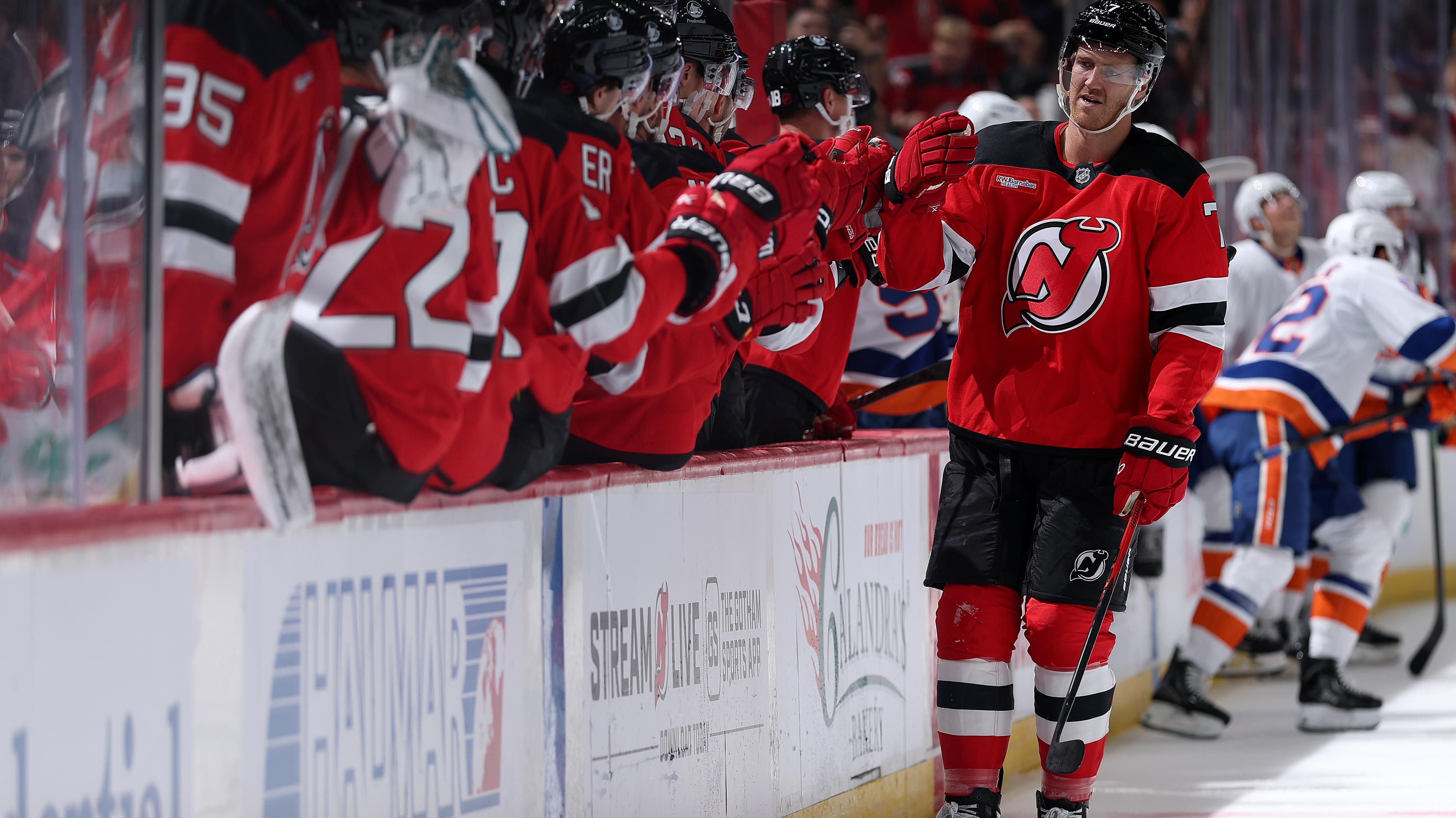 New York Islanders v New Jersey Devils