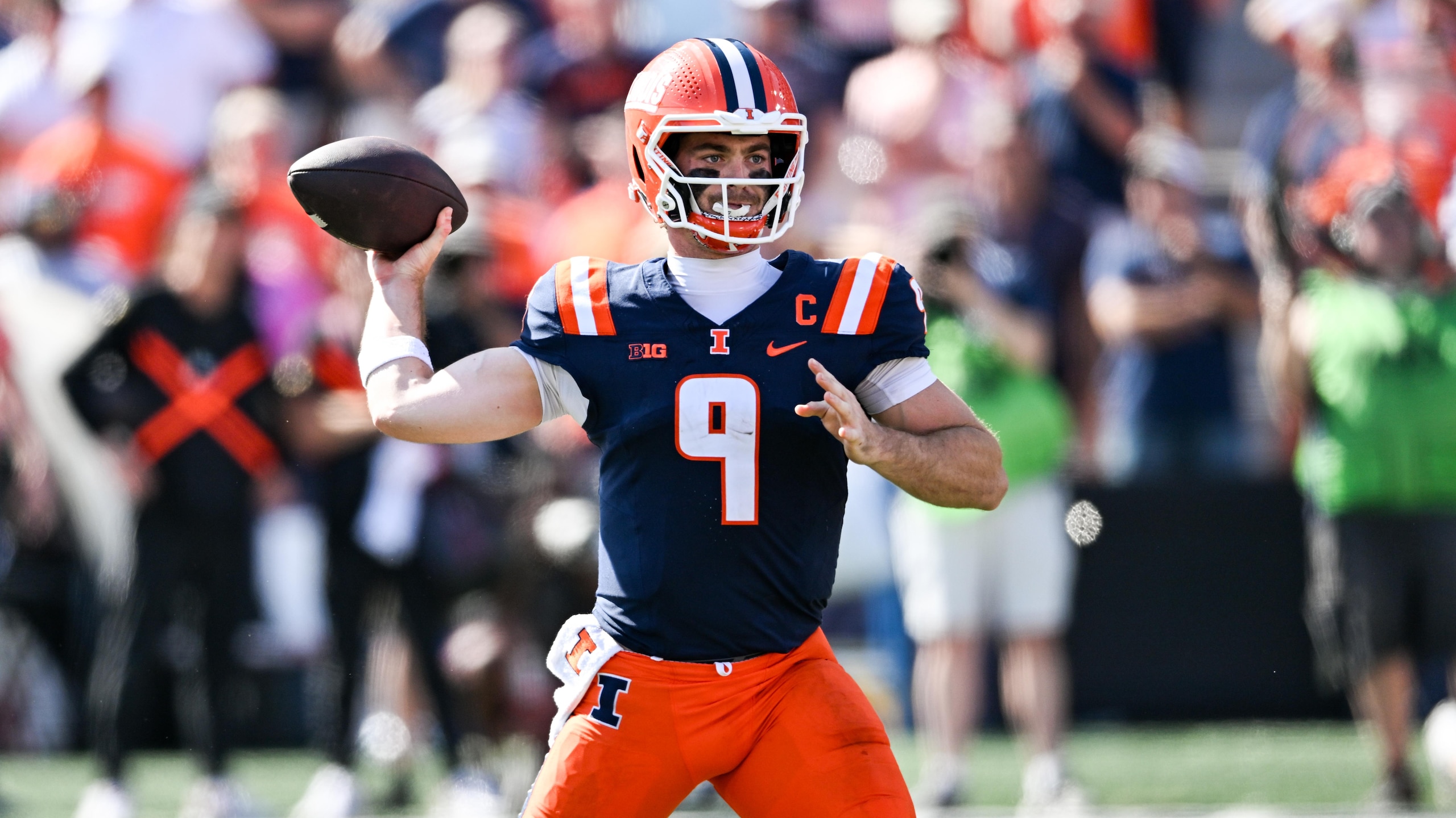 COLLEGE FOOTBALL: SEP 27 USC at Illinois