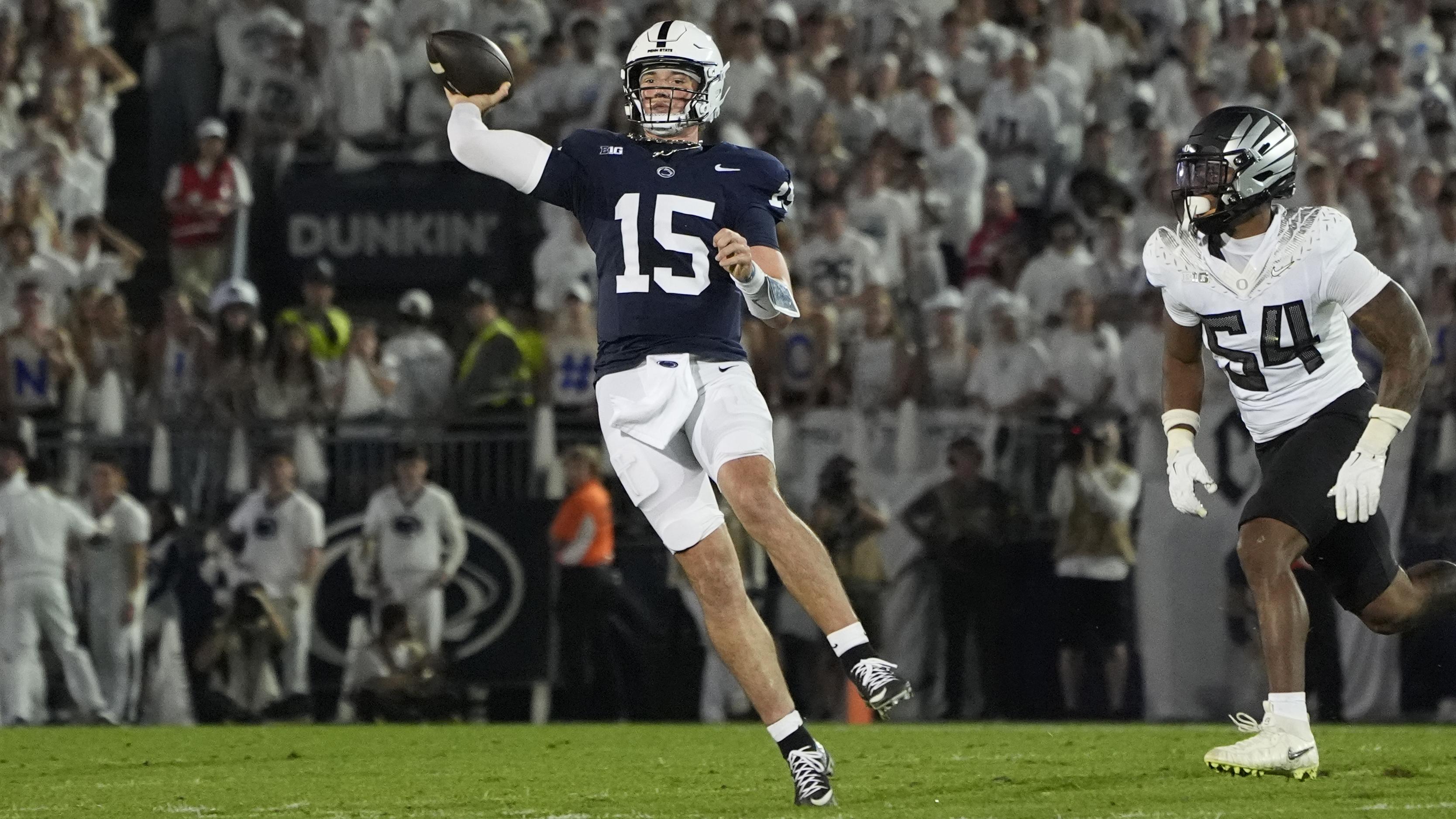 COLLEGE FOOTBALL: SEP 27 Oregon at Penn State