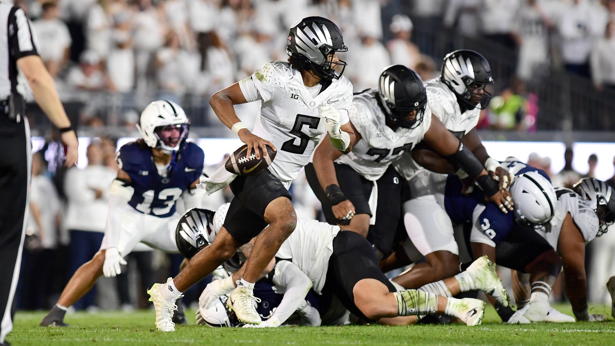 COLLEGE FOOTBALL: SEP 27 Oregon at Penn State
