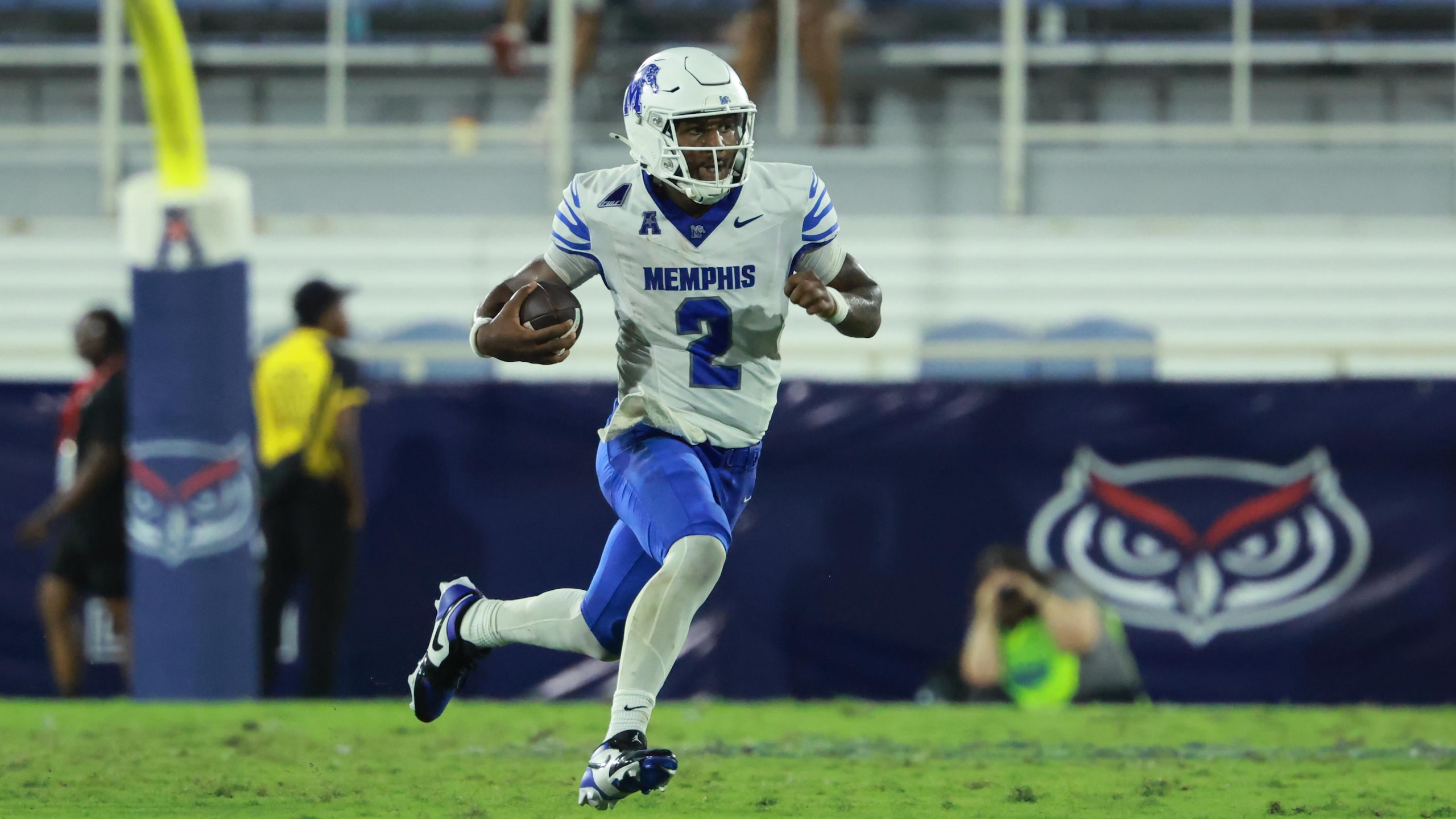 COLLEGE FOOTBALL: SEP 27 Memphis at Florida Atlantic COLLEGE FOOTBALL: SEP 27 Memphis at Florida Atlantic