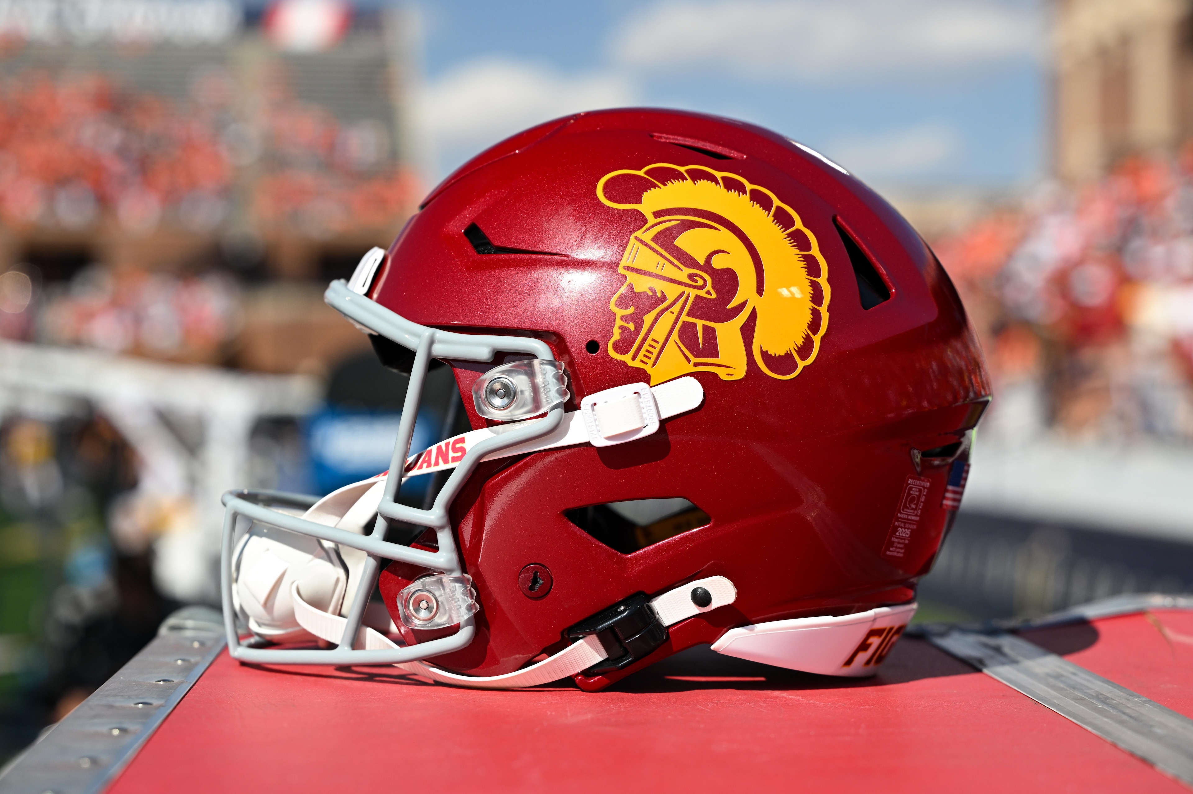 COLLEGE FOOTBALL: SEP 27 USC at Illinois COLLEGE FOOTBALL: SEP 27 USC at Illinois