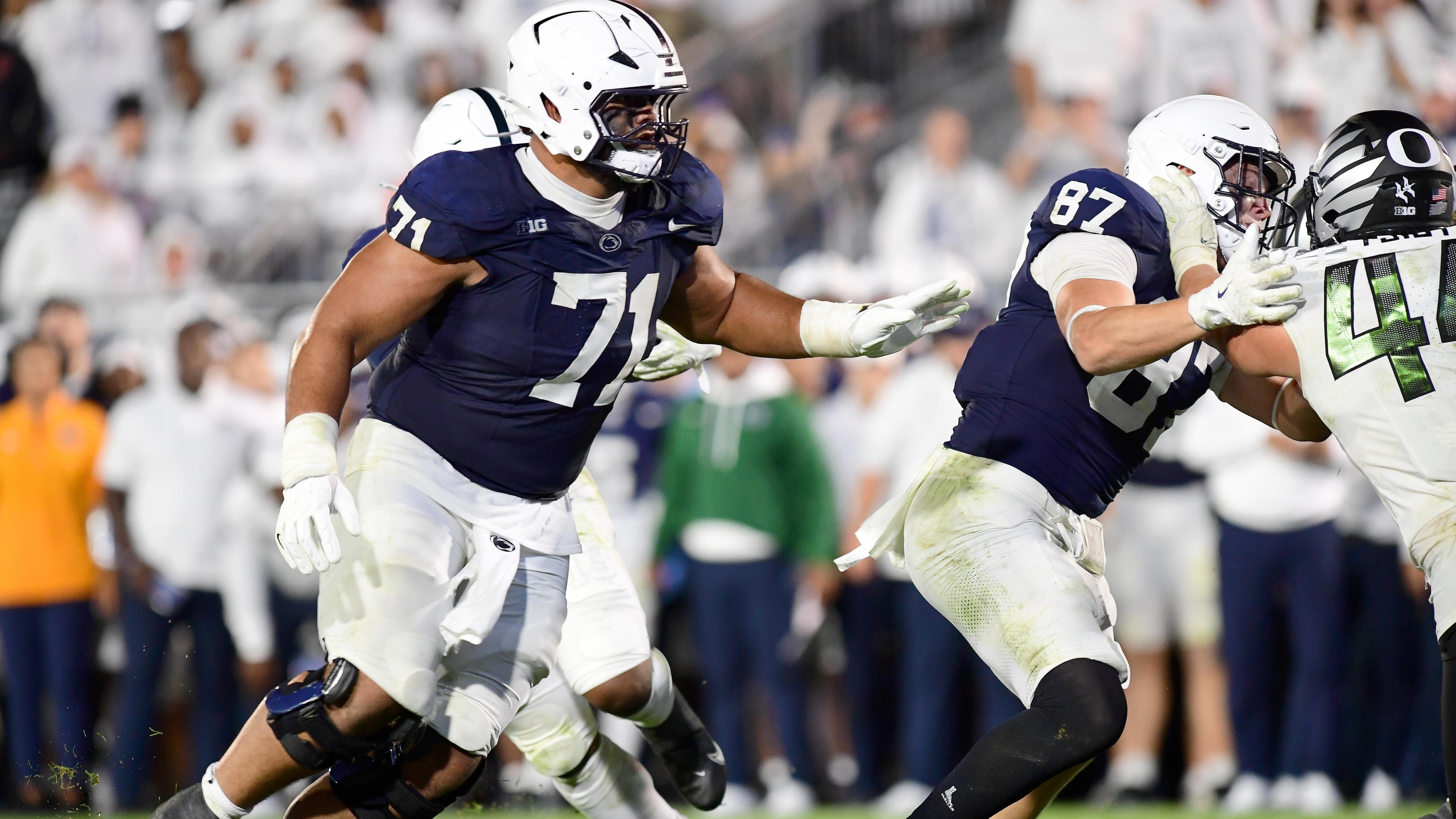 COLLEGE FOOTBALL: SEP 27 Oregon at Penn State COLLEGE FOOTBALL: SEP 27 Oregon at Penn State