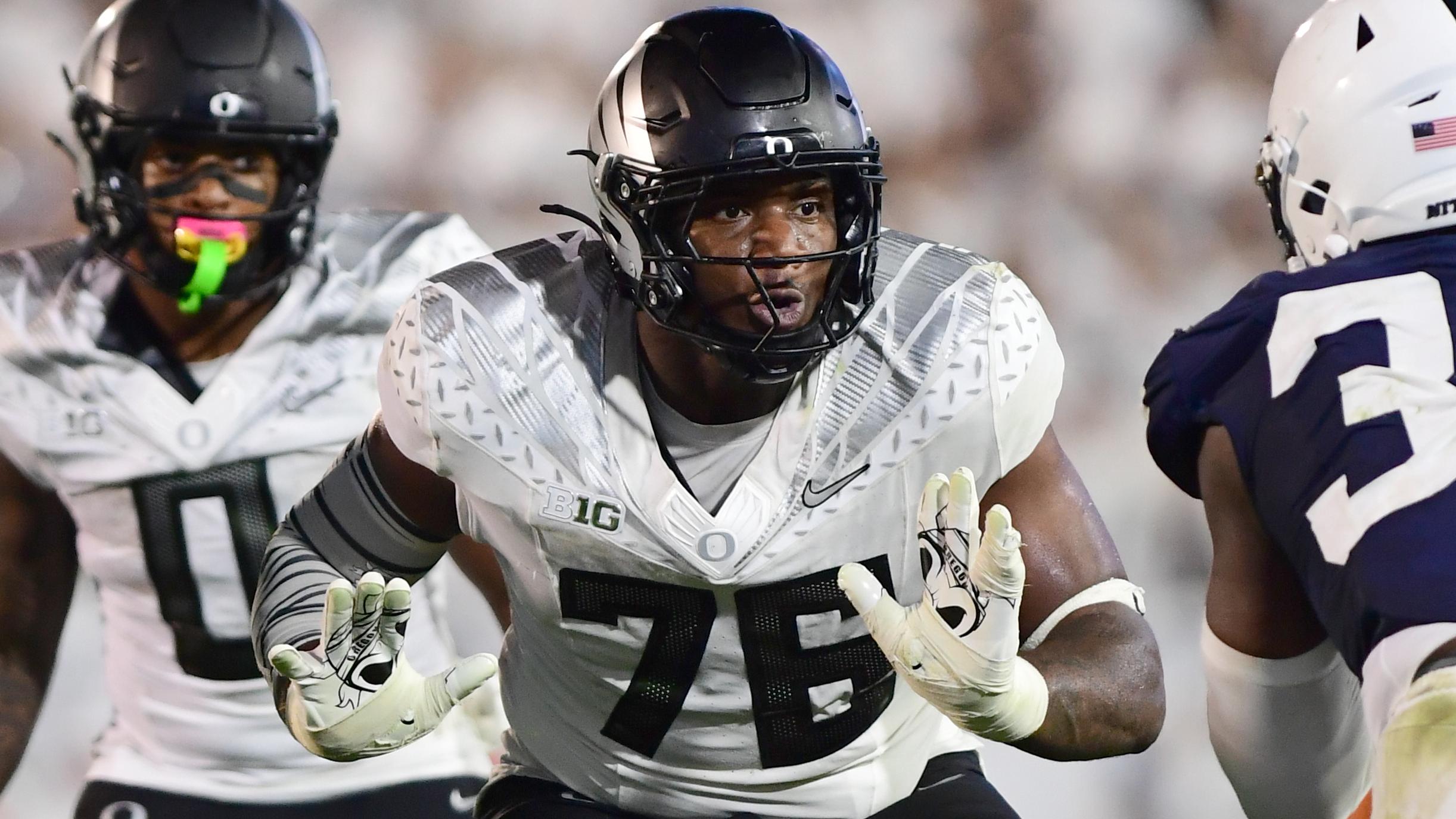 COLLEGE FOOTBALL: SEP 27 Oregon at Penn State