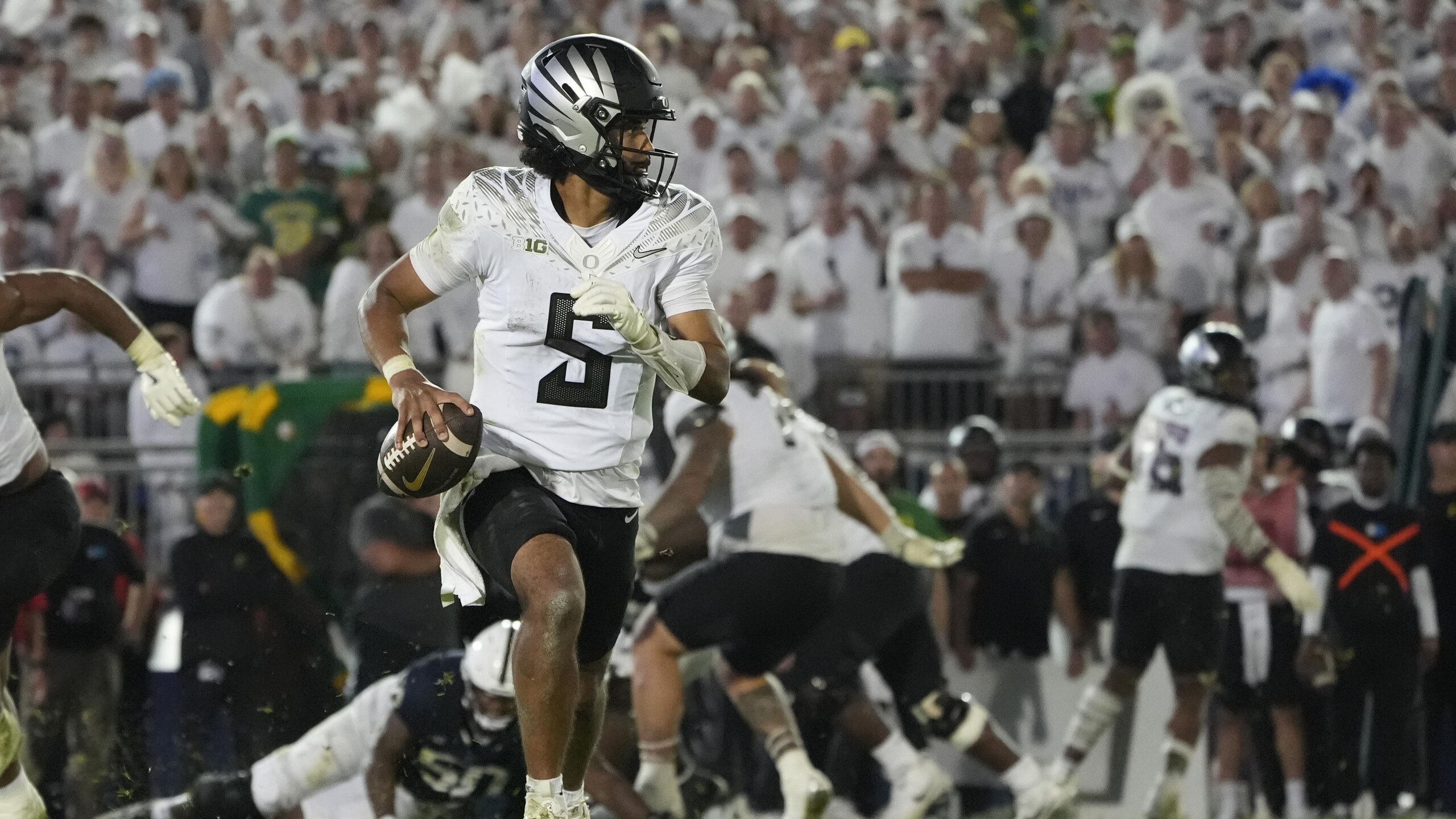COLLEGE FOOTBALL: SEP 27 Oregon at Penn State