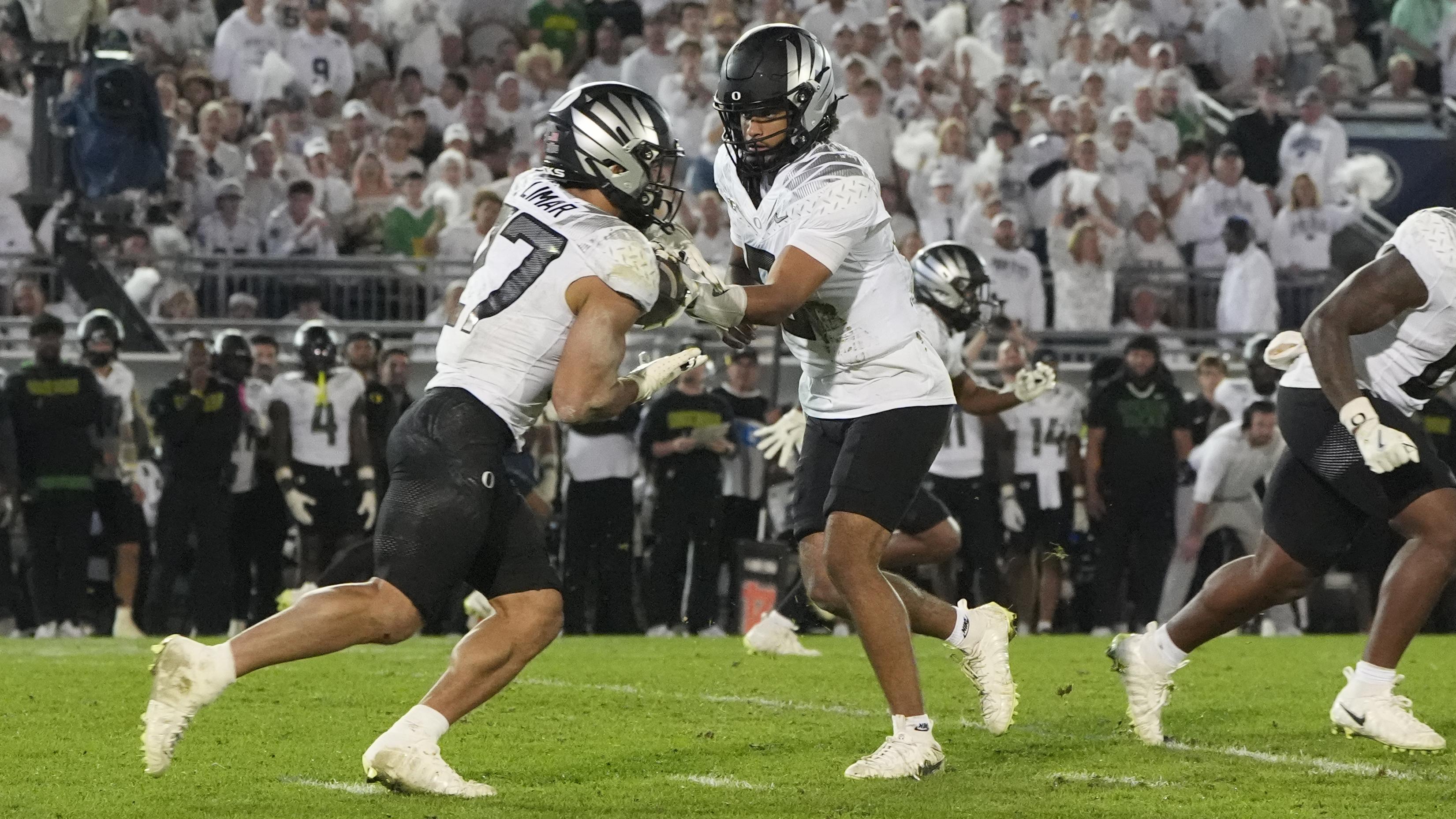COLLEGE FOOTBALL: SEP 27 Oregon at Penn State