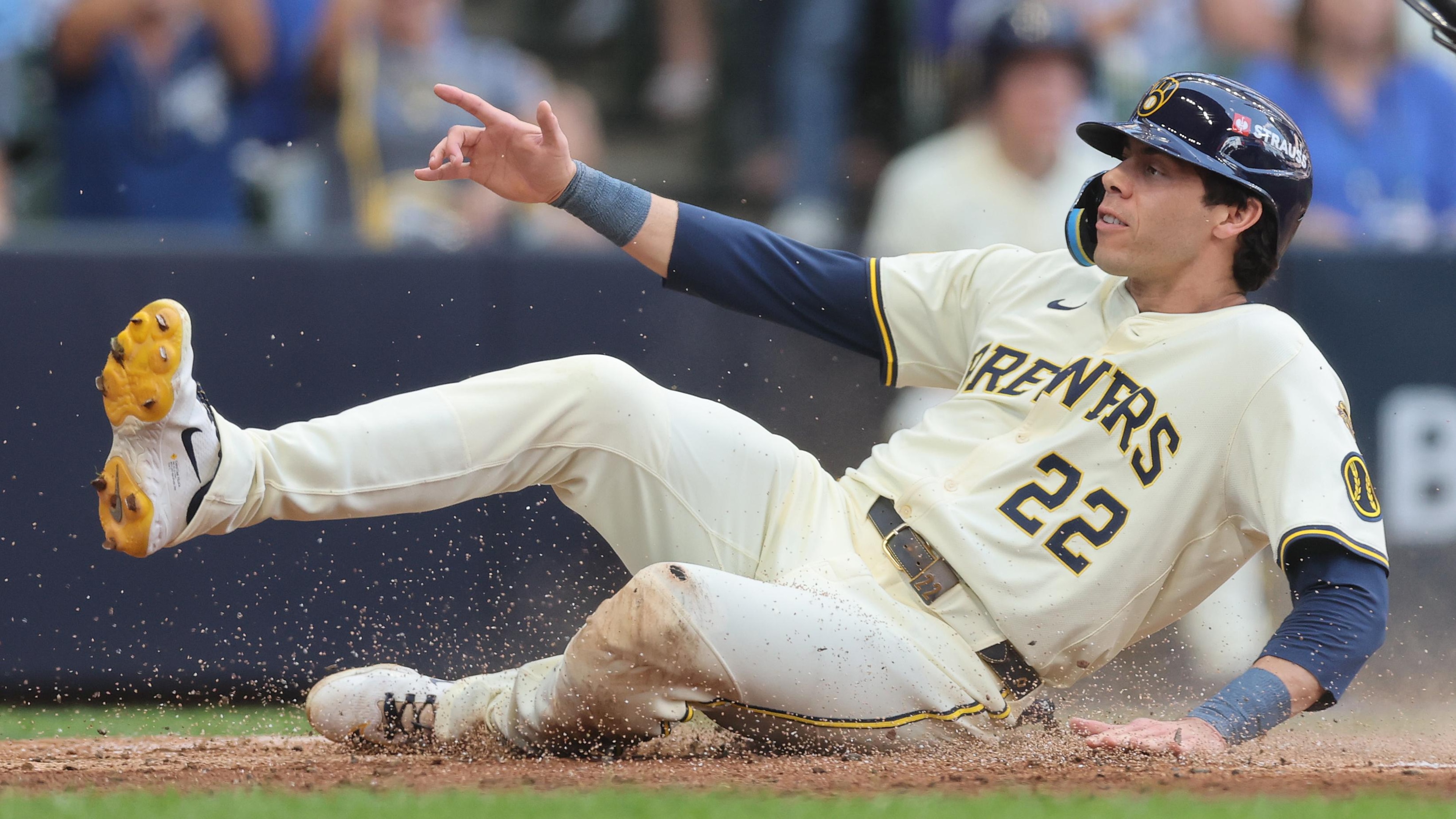 Division Series - Chicago Cubs v Milwaukee Brewers - Game One