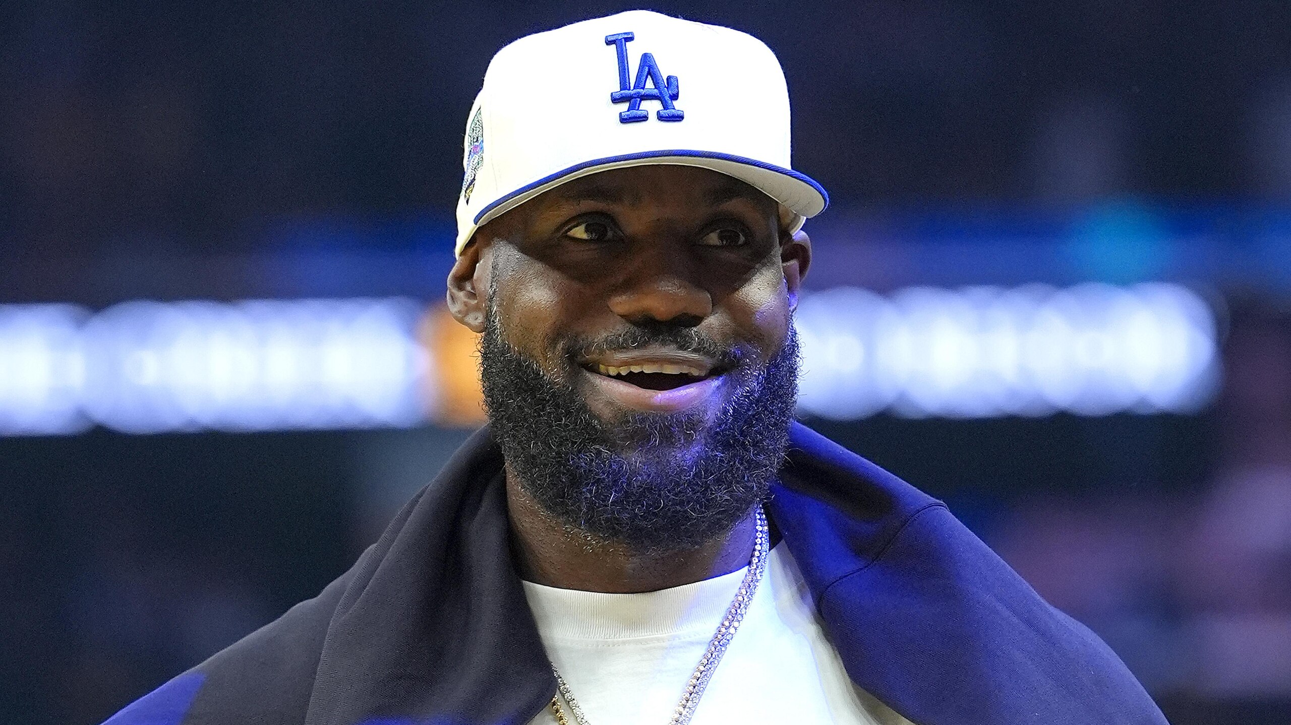 Los Angeles Lakers v Golden State Warriors Los Angeles Lakers v Golden State Warriors