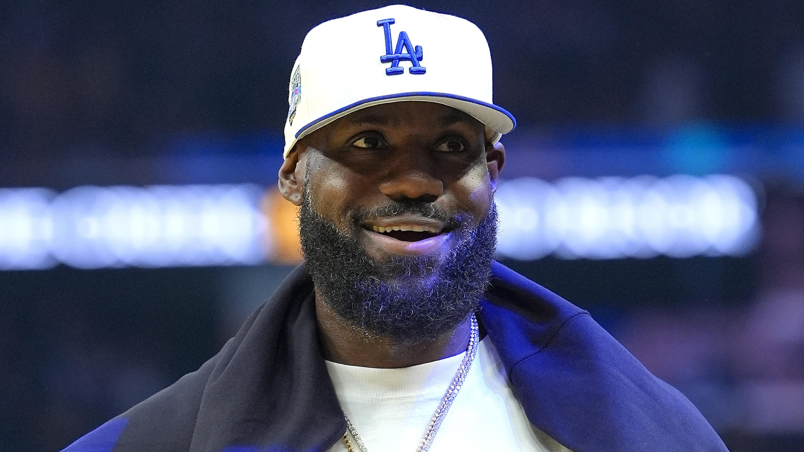 Los Angeles Lakers v Golden State Warriors