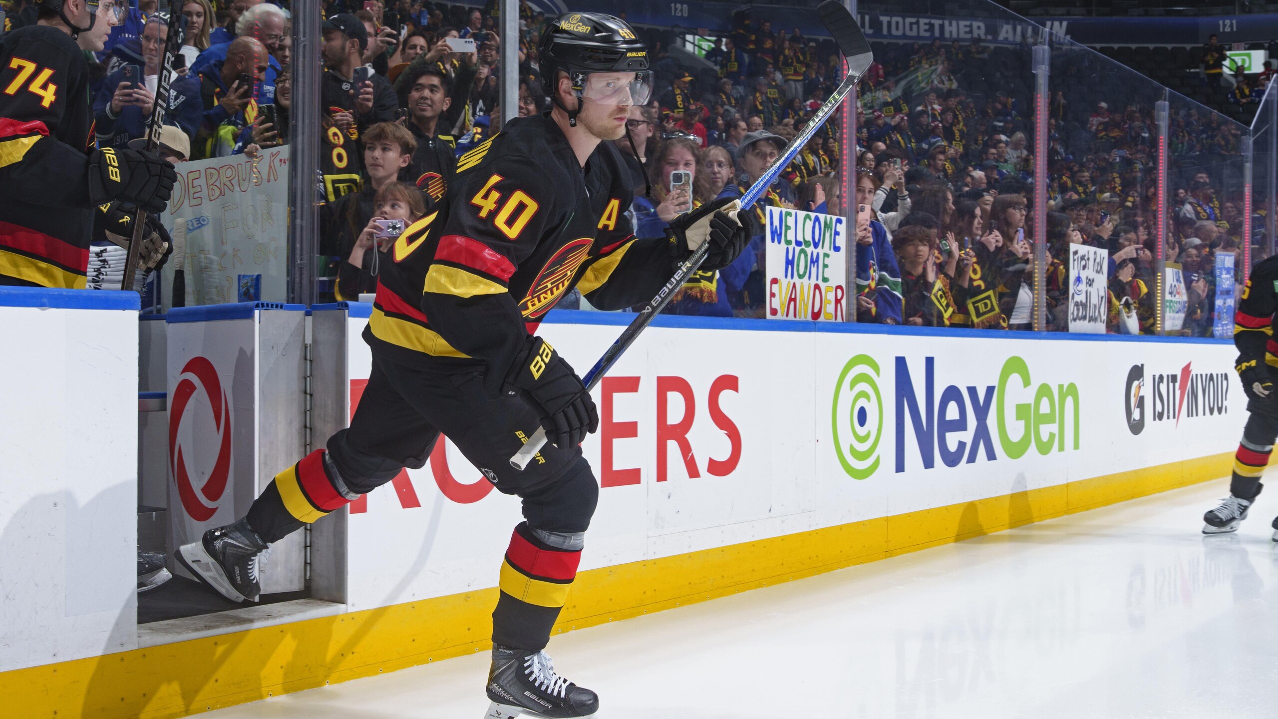 Calgary Flames v Vancouver Canucks Calgary Flames v Vancouver Canucks