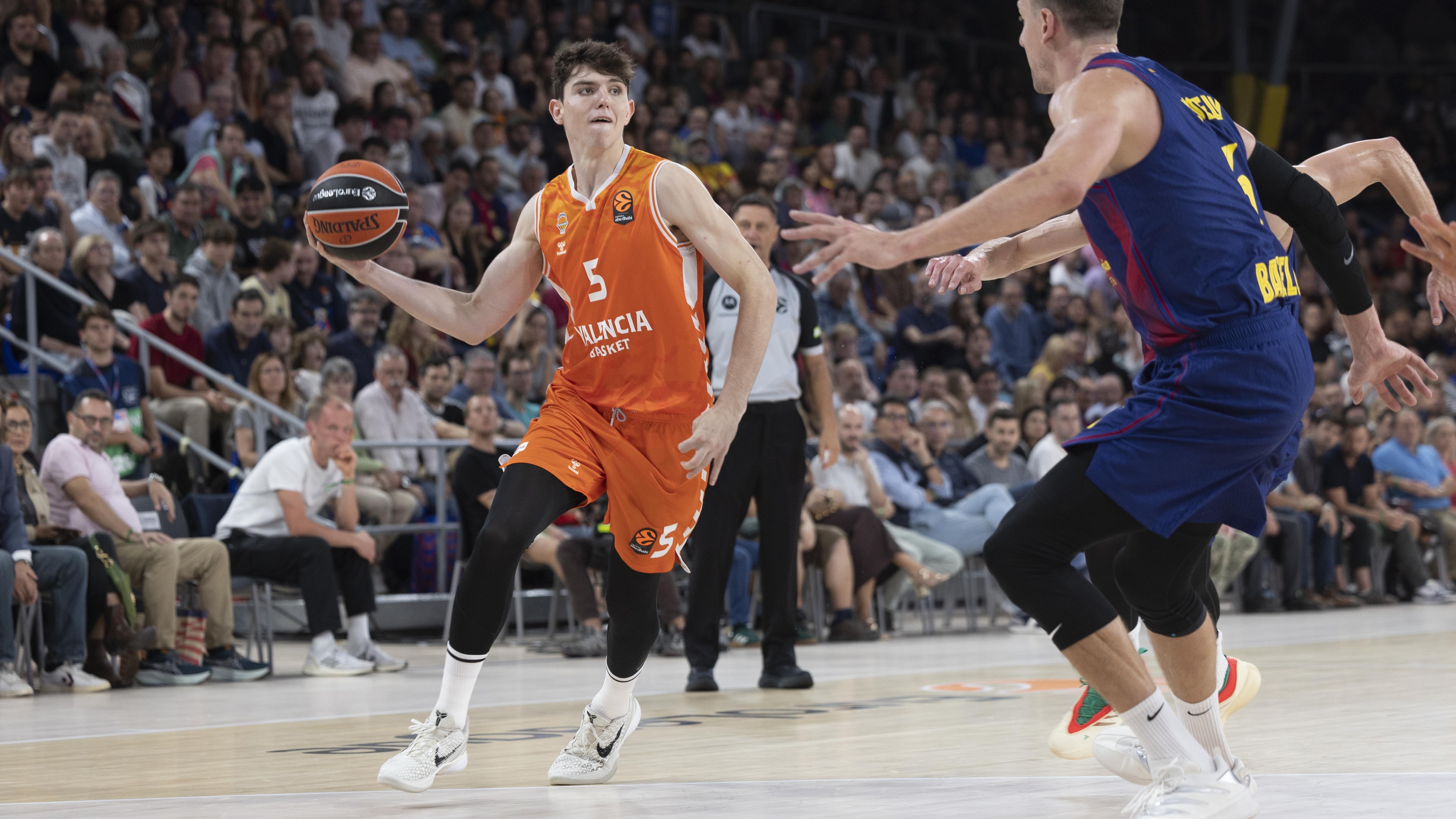 FC Barcelona v Valencia Basket - Euroleague 2025/2026