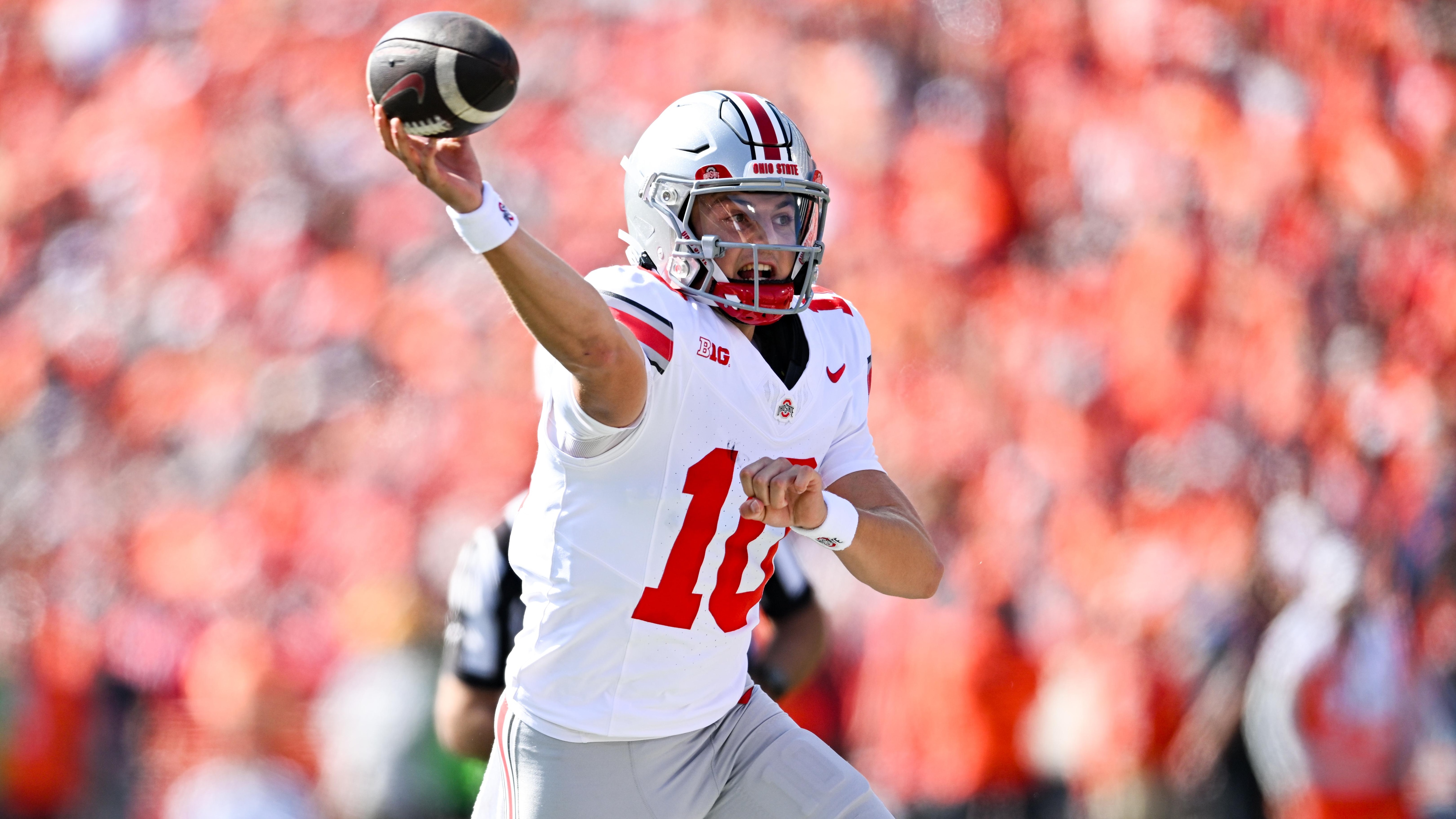 COLLEGE FOOTBALL: OCT 11 Ohio State at Illinois