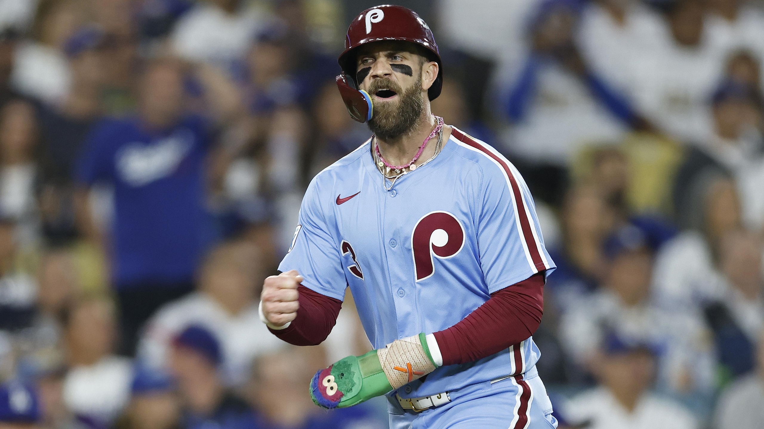 Division Series - Philadelphia Phillies v Los Angeles Dodgers - Game Three Division Series - Philadelphia Phillies v Los Angeles Dodgers - Game Three