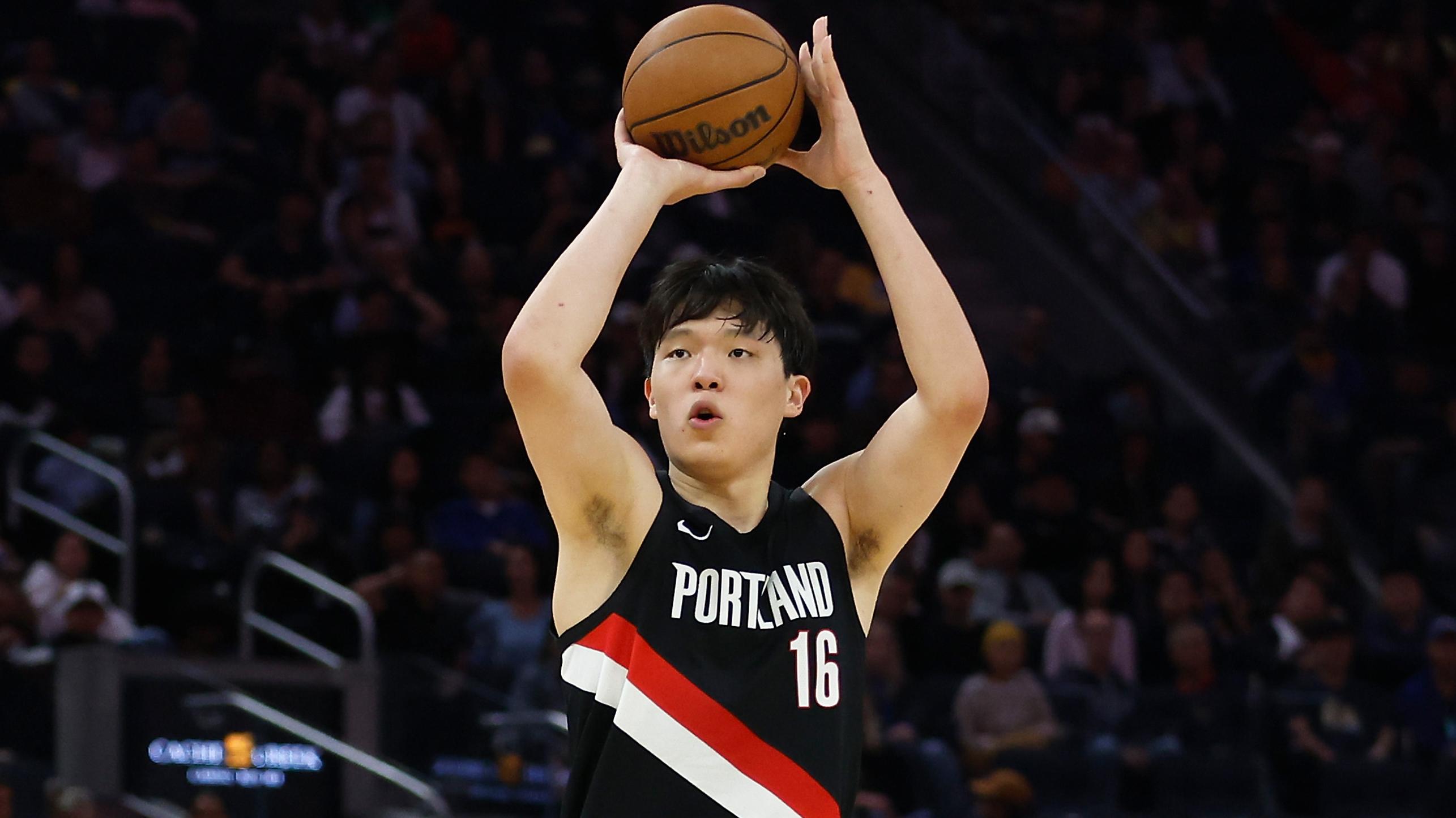 Portland Trail Blazers v Golden State Warriors