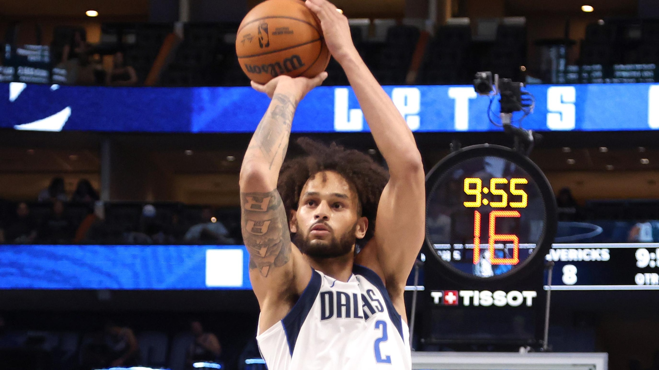 Charlotte Hornets v Dallas Mavericks Charlotte Hornets v Dallas Mavericks