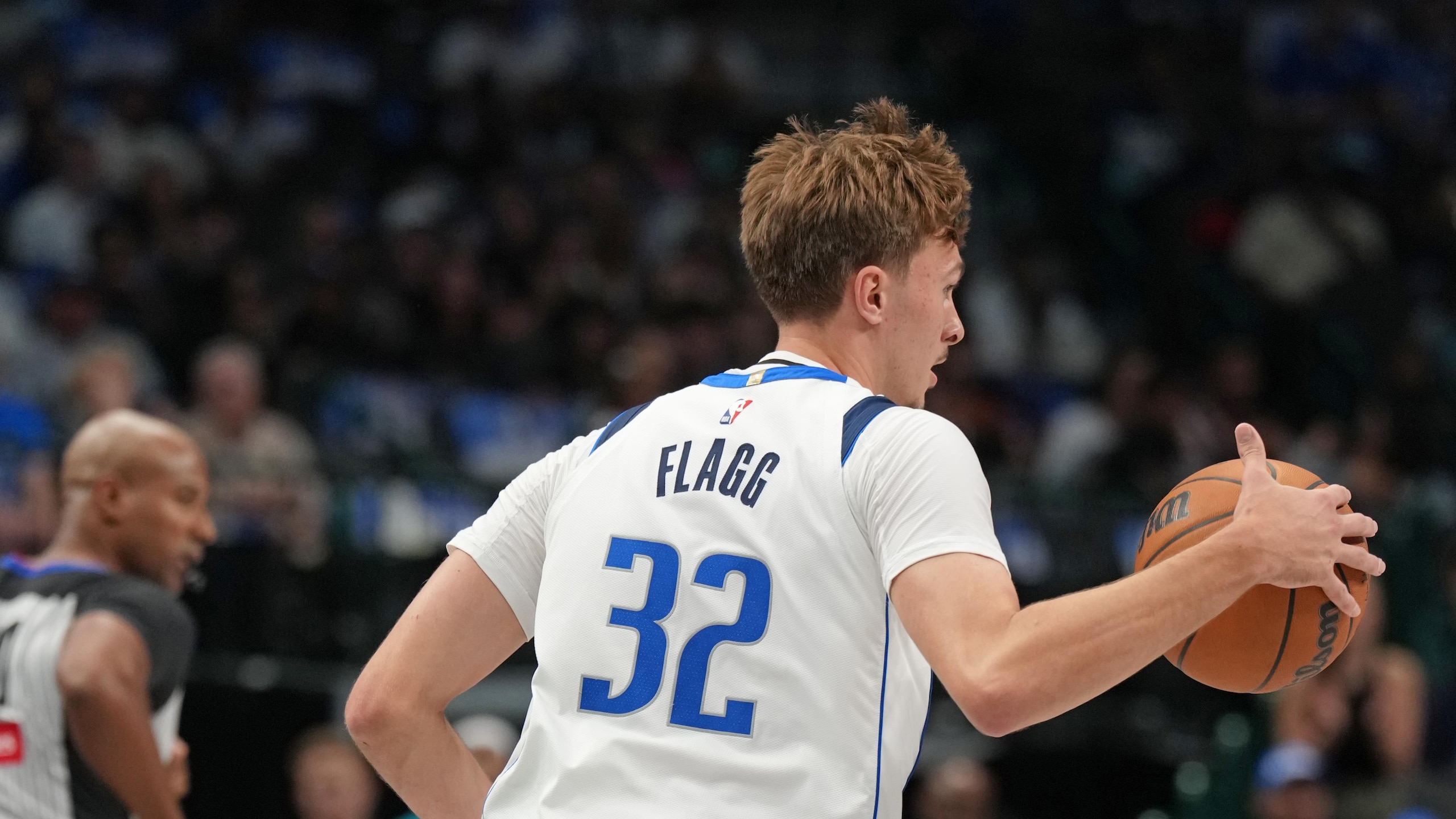 Charlotte Hornets v Dallas Mavericks Charlotte Hornets v Dallas Mavericks