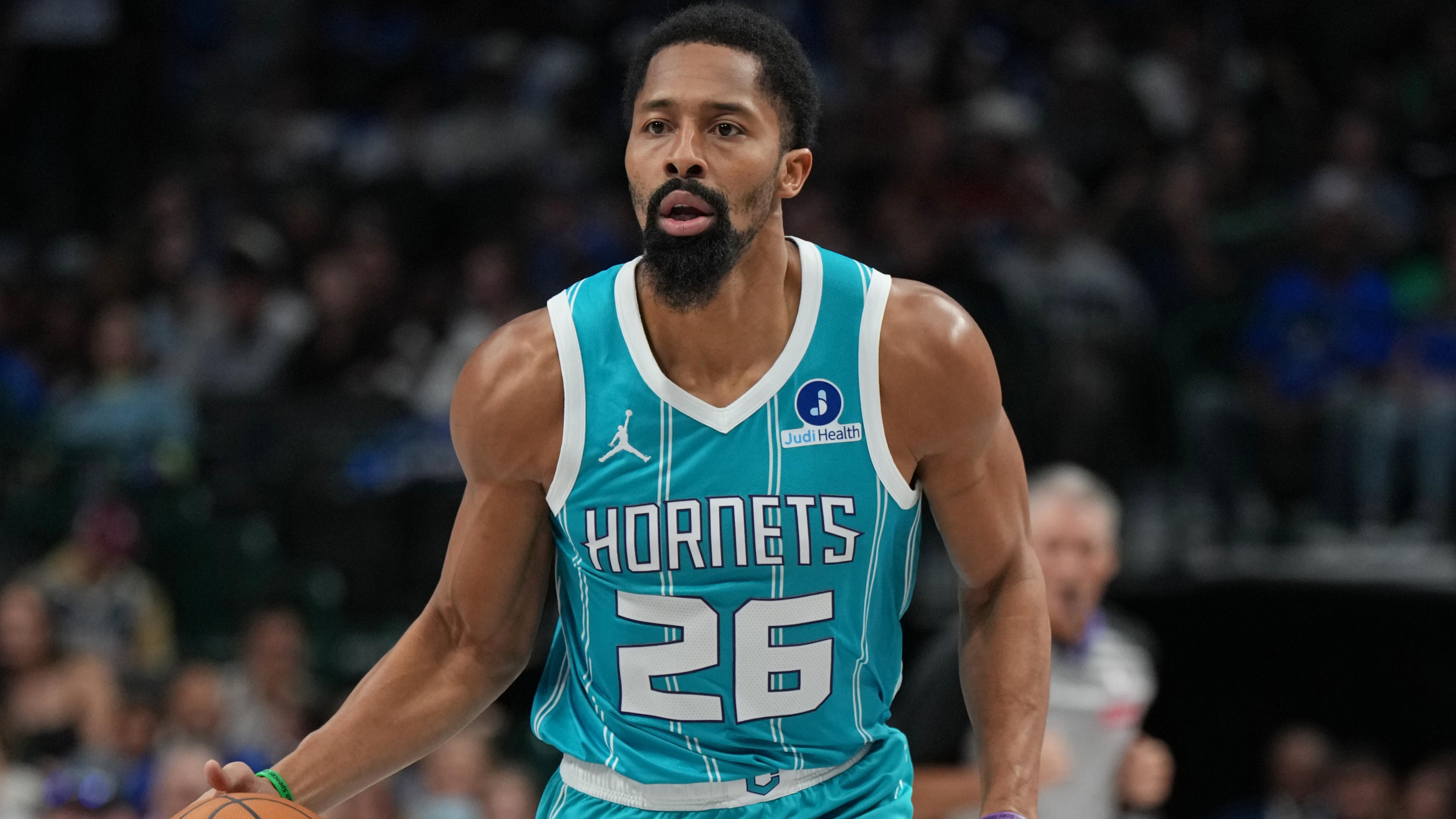 Hornets Waive Spencer Dinwiddie in Surprise Move