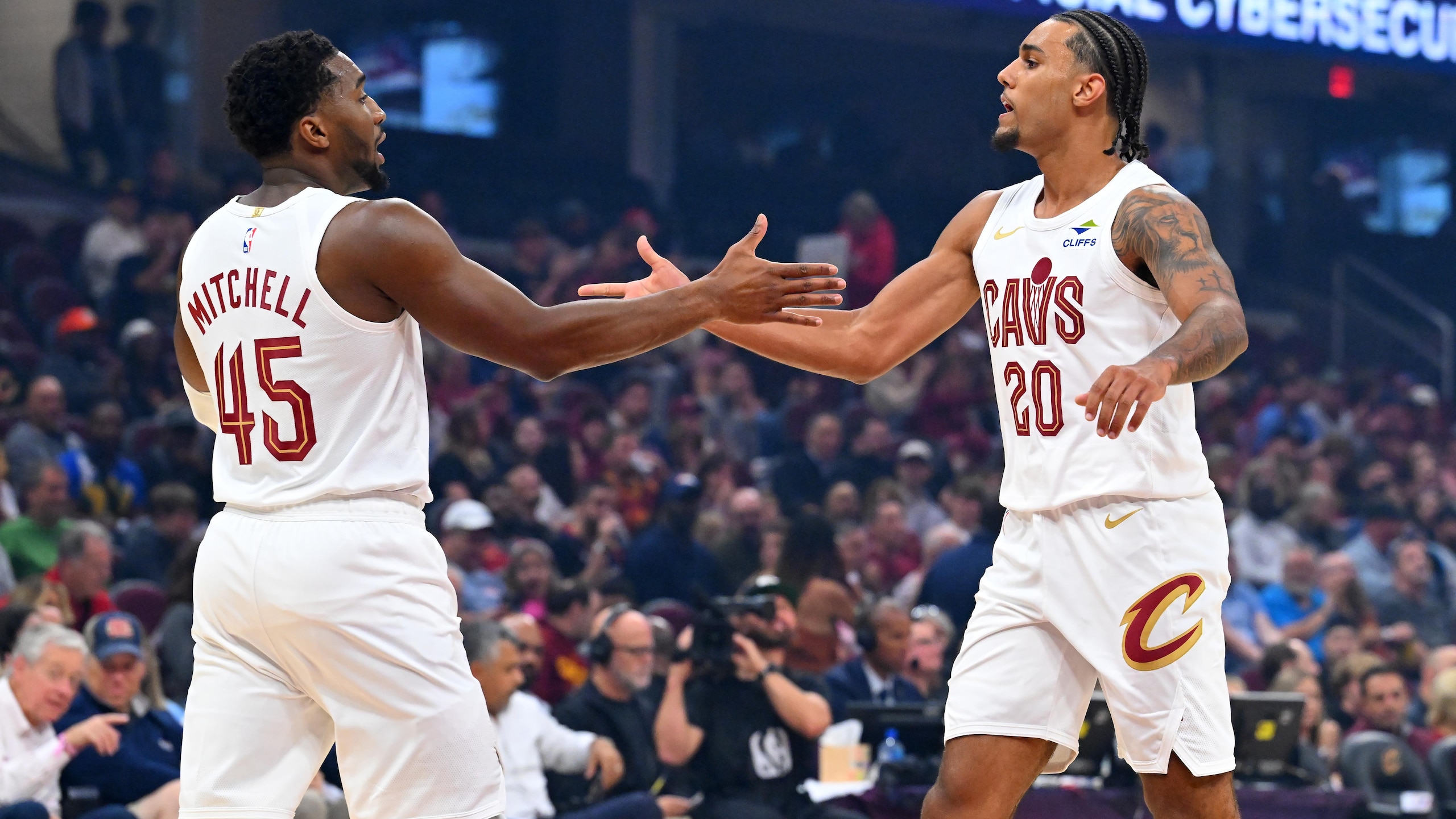 Chicago Bulls v Cleveland Cavaliers Chicago Bulls v Cleveland Cavaliers