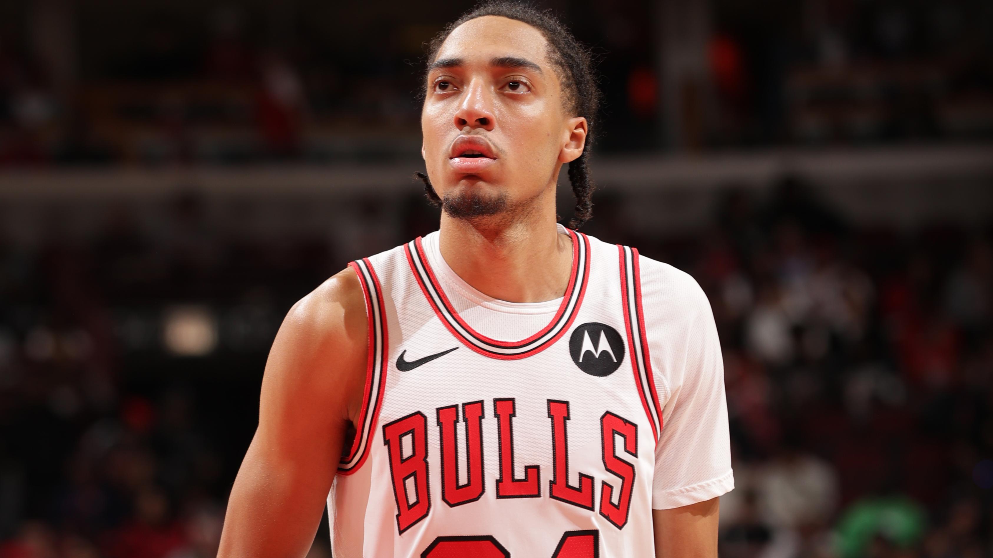 Milwaukee Bucks v Chicago Bulls