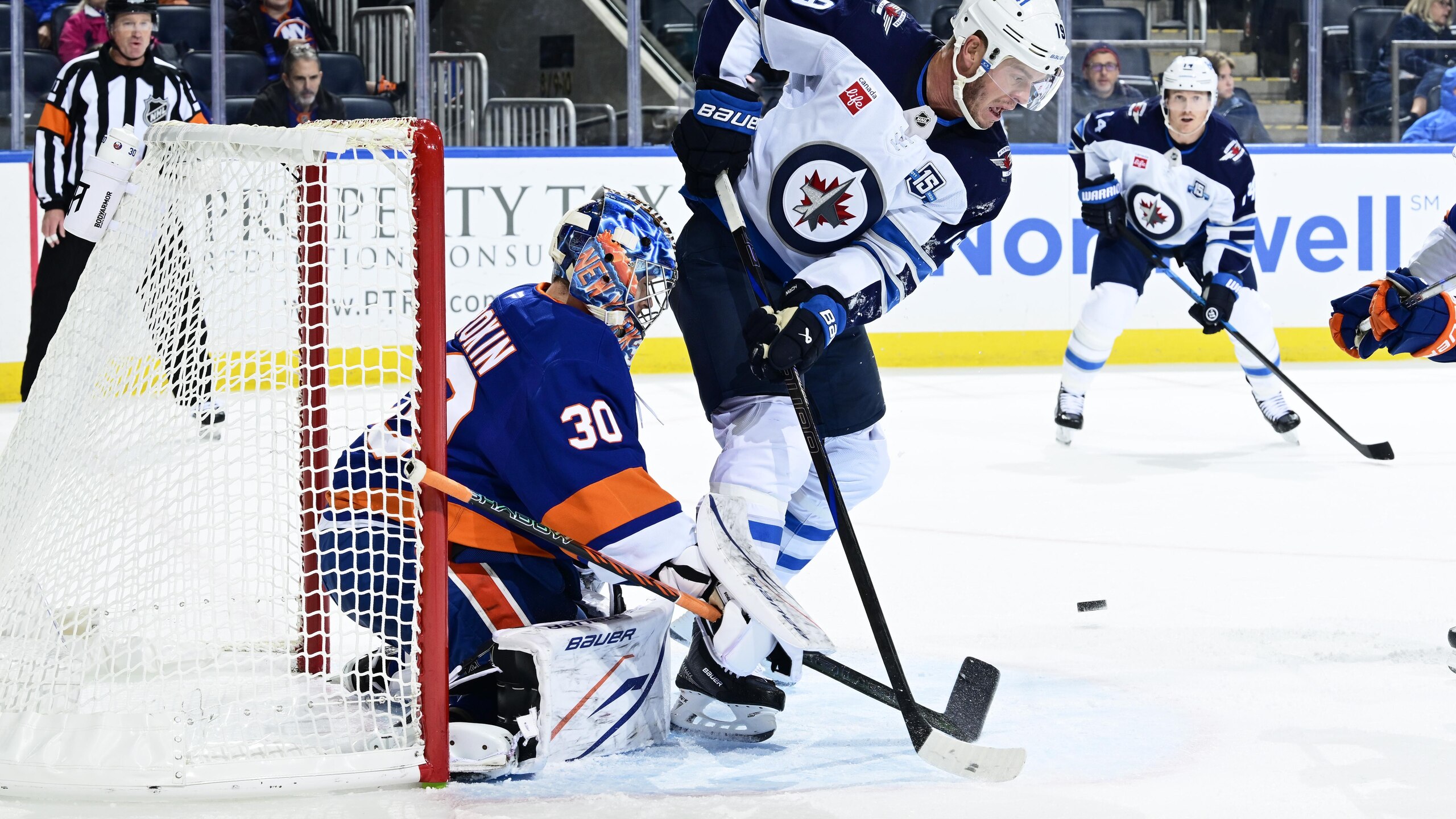 Winnipeg Jets v New York Islanders Winnipeg Jets v New York Islanders