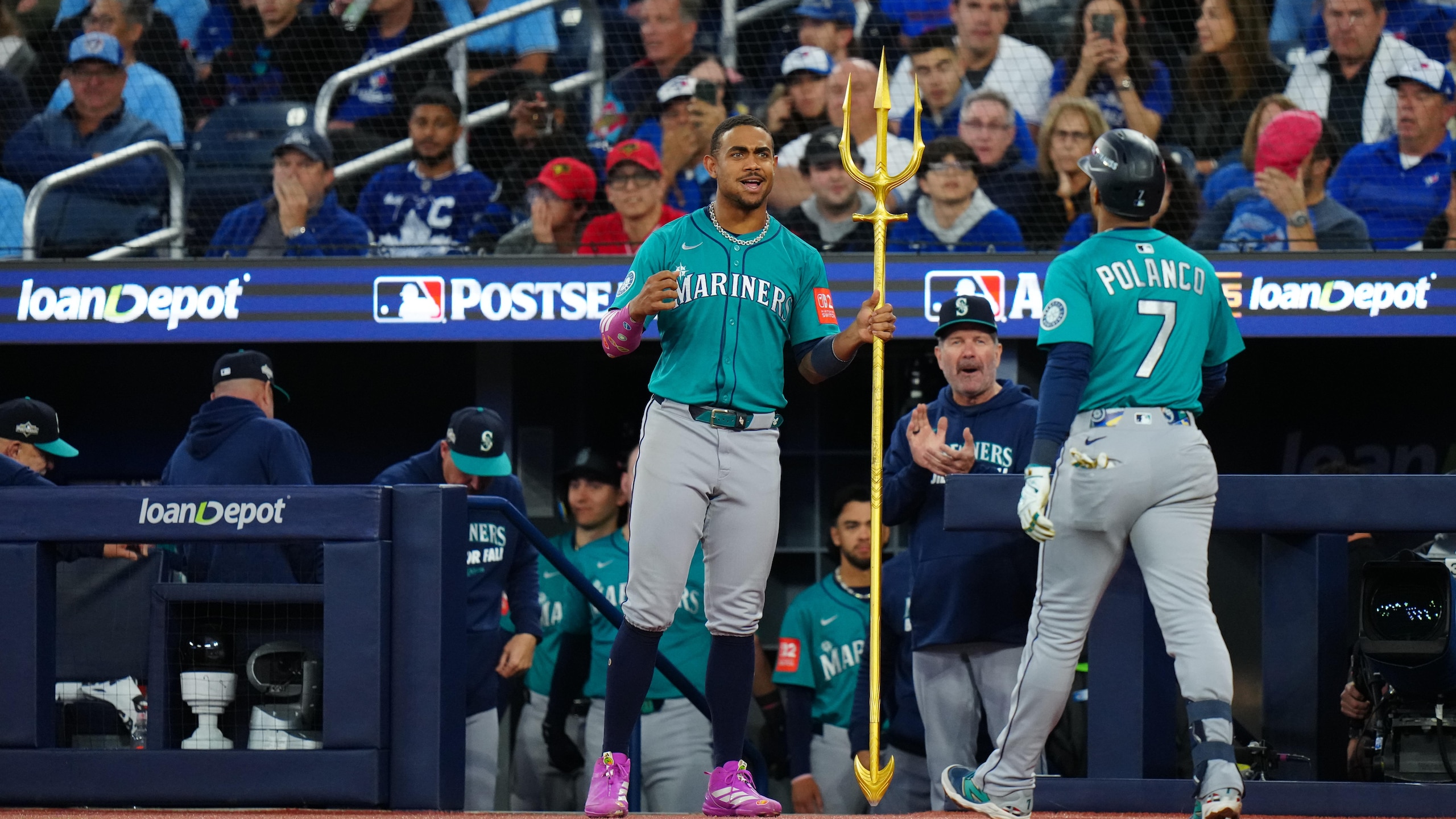 Championship Series - Seattle Mariners v Toronto Blue Jays - Game 2
