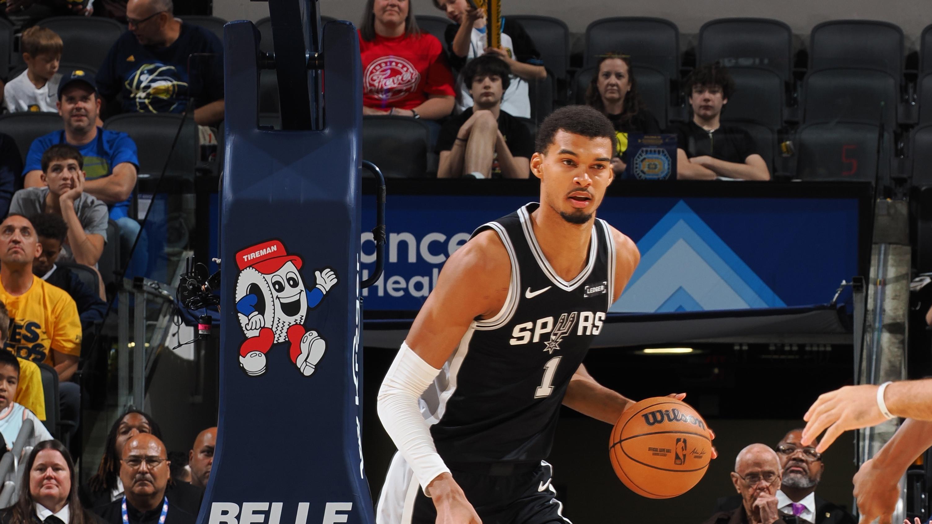 San Antonio Spurs v Indiana Pacers