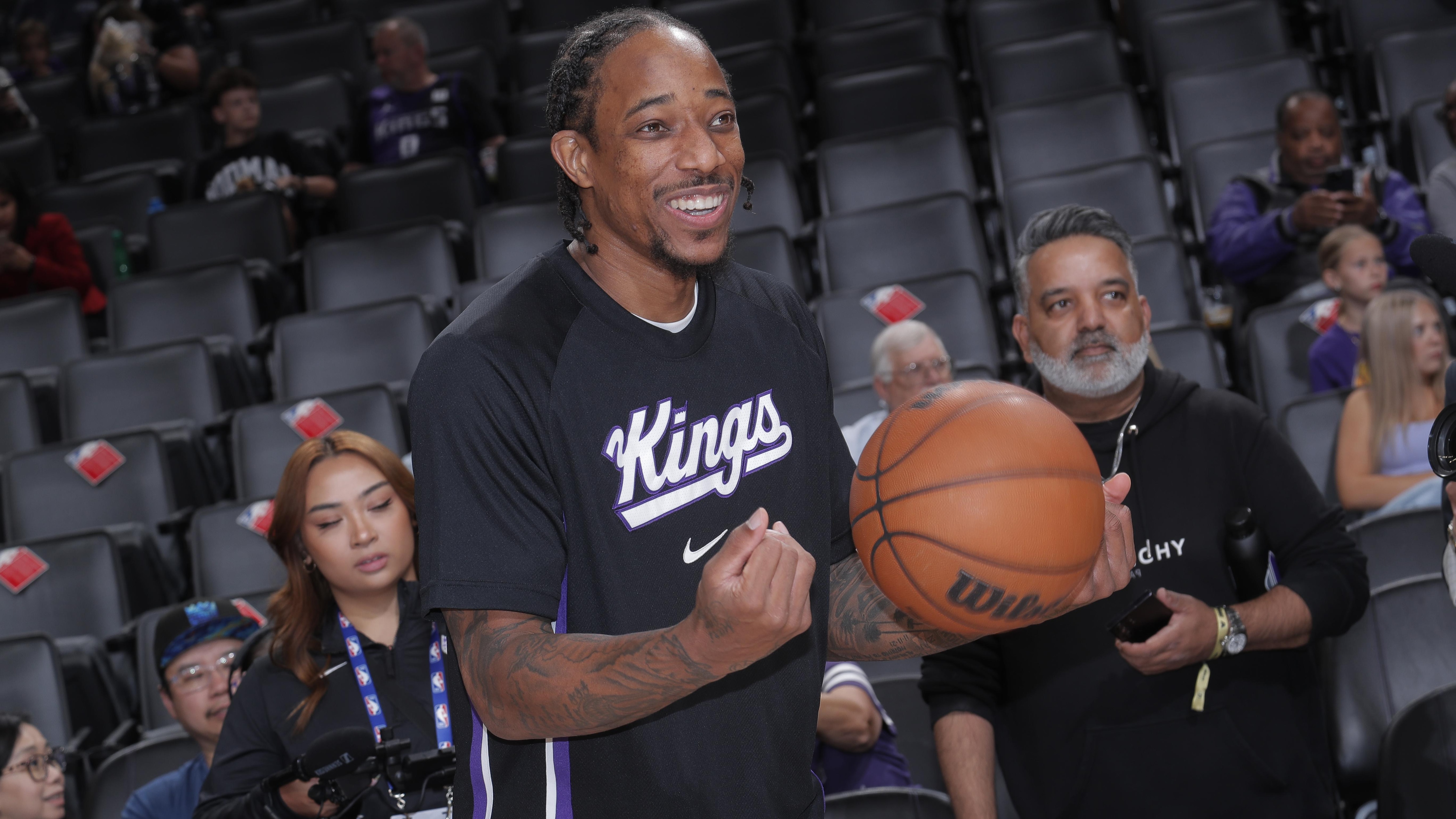 Toronto Raptors v Sacramento Kings