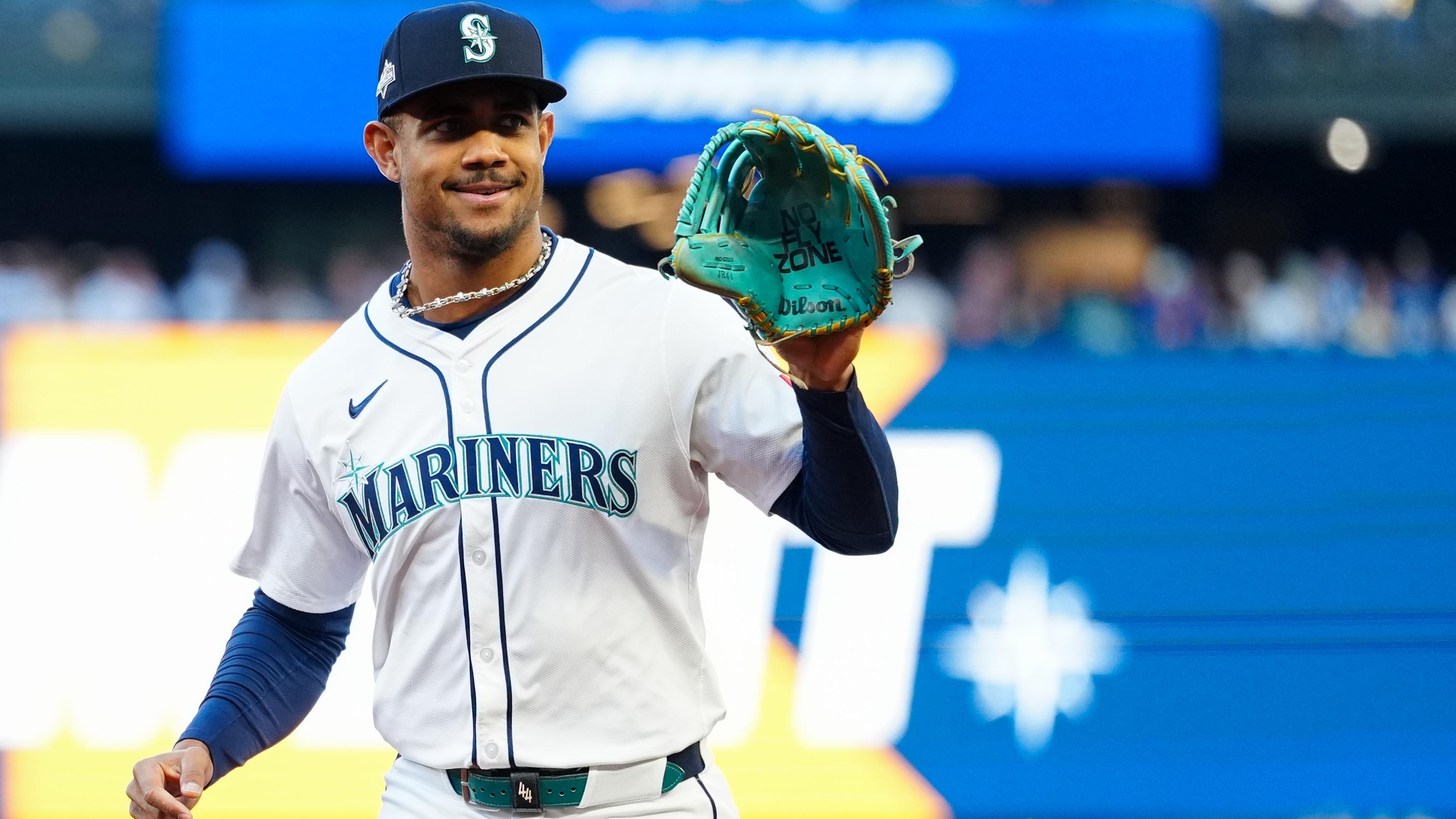 Championship Series - Toronto Blue Jays v Seattle Mariners - Game 3