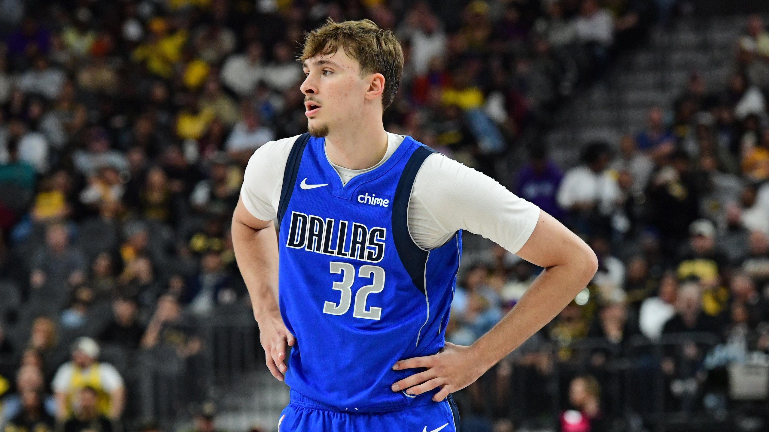Dallas Mavericks v Los Angeles Lakers Dallas Mavericks v Los Angeles Lakers