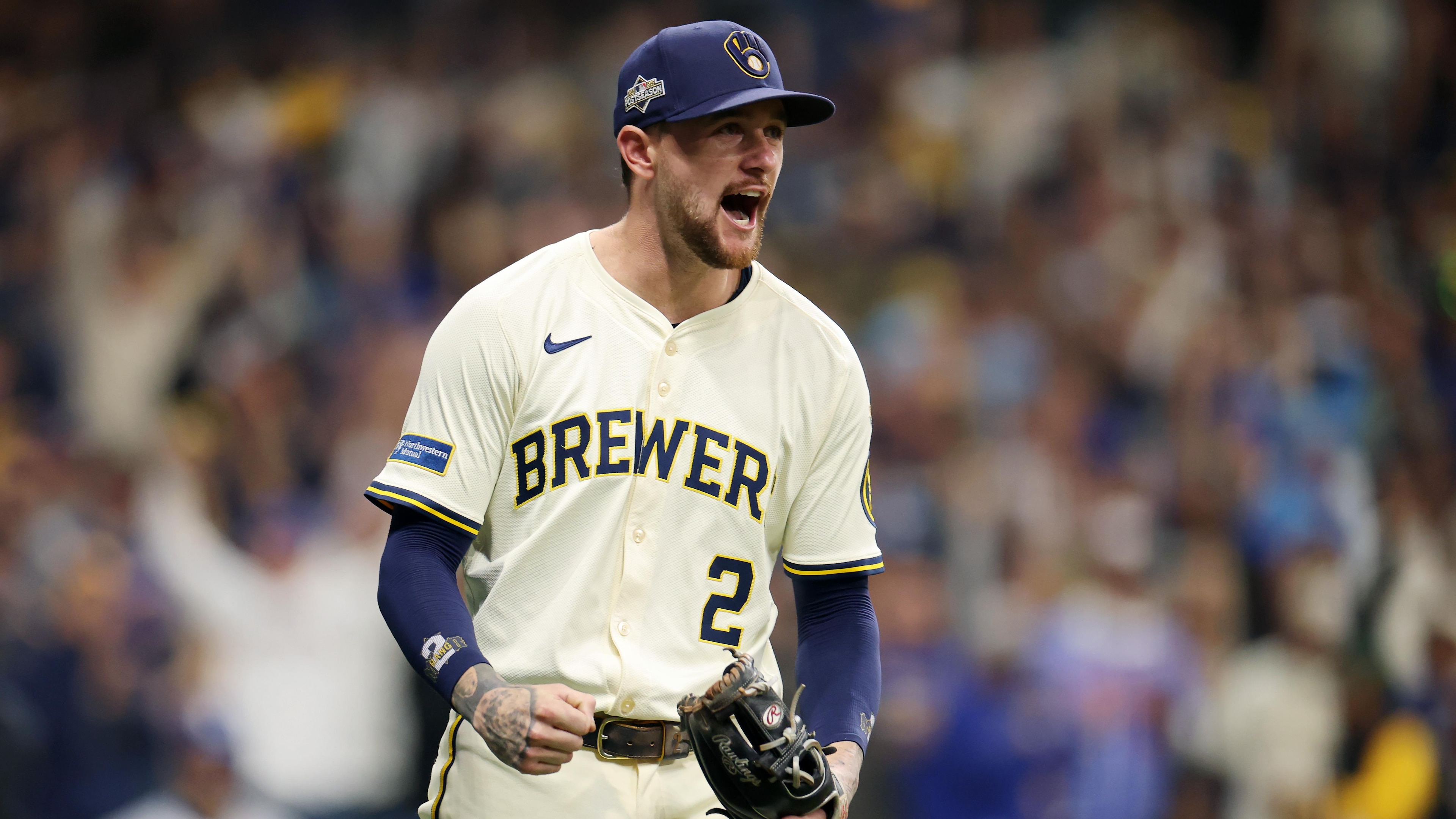 National League Championship Series - Los Angeles Dodgers v Milwaukee Brewers - Game One National League Championship Series - Los Angeles Dodgers v Milwaukee Brewers - Game One