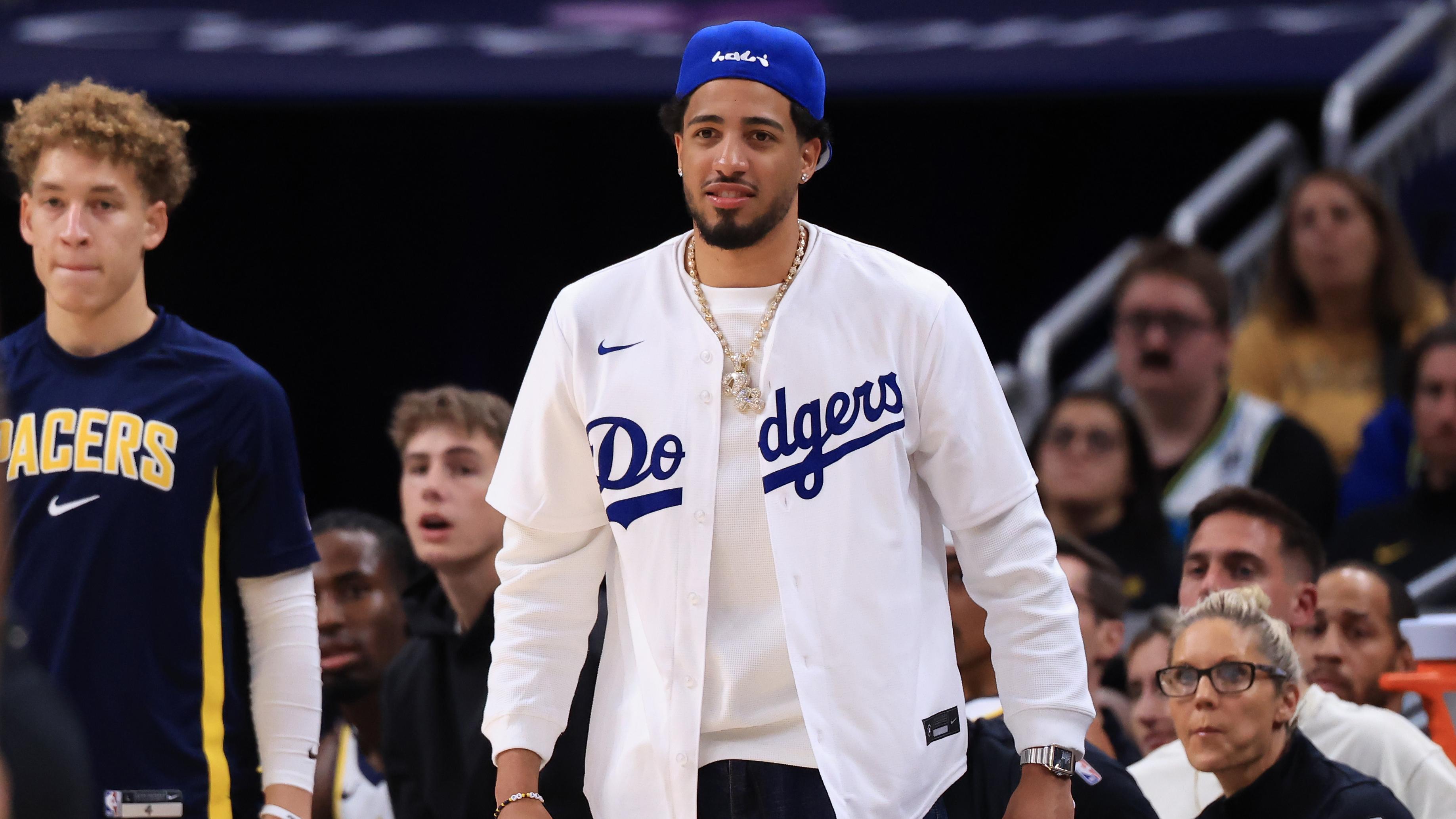 San Antonio Spurs v Indiana Pacers