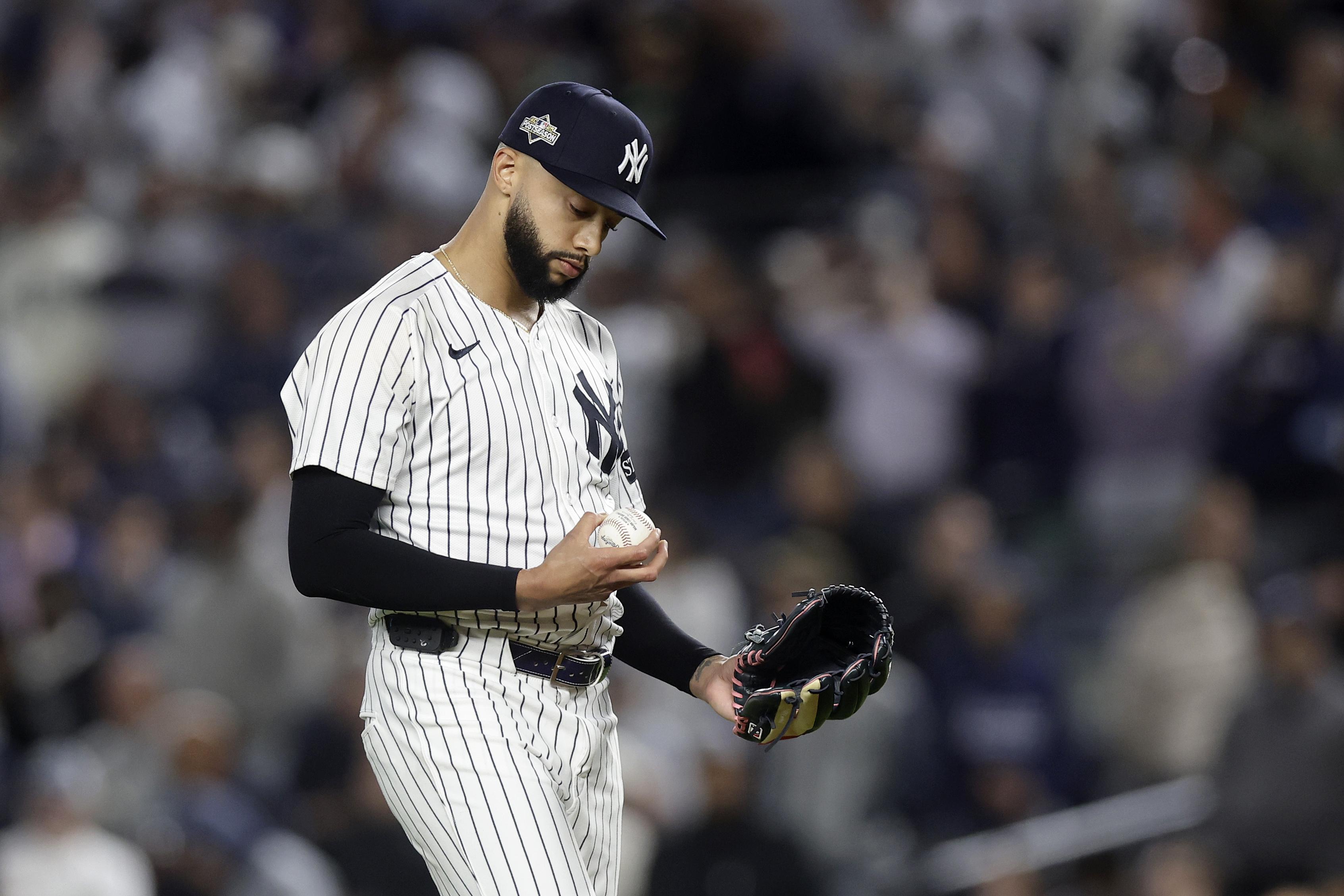 Division Series - Toronto Blue Jays v New York Yankees - Game Four