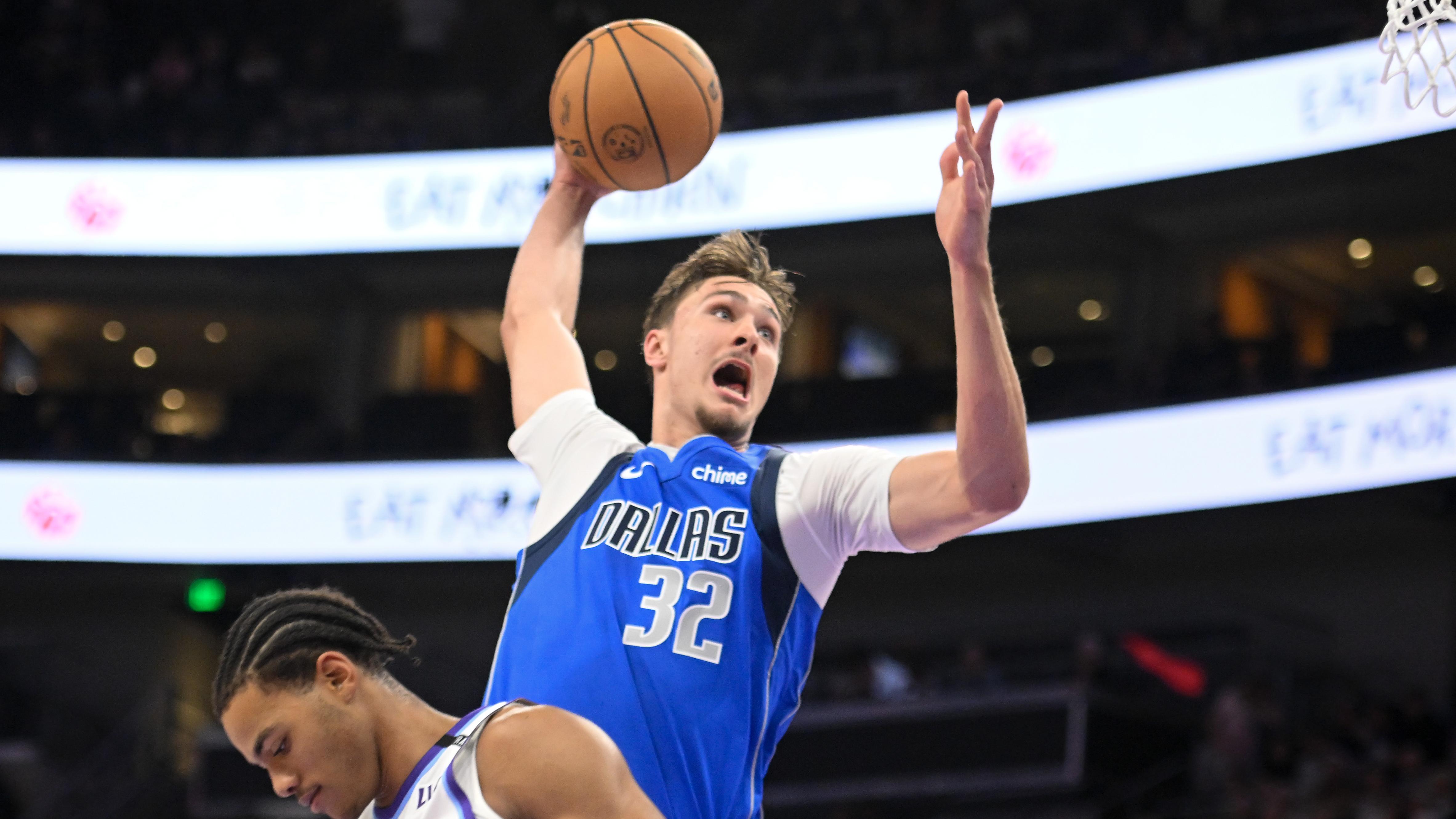 Dallas Mavericks v Utah Jazz