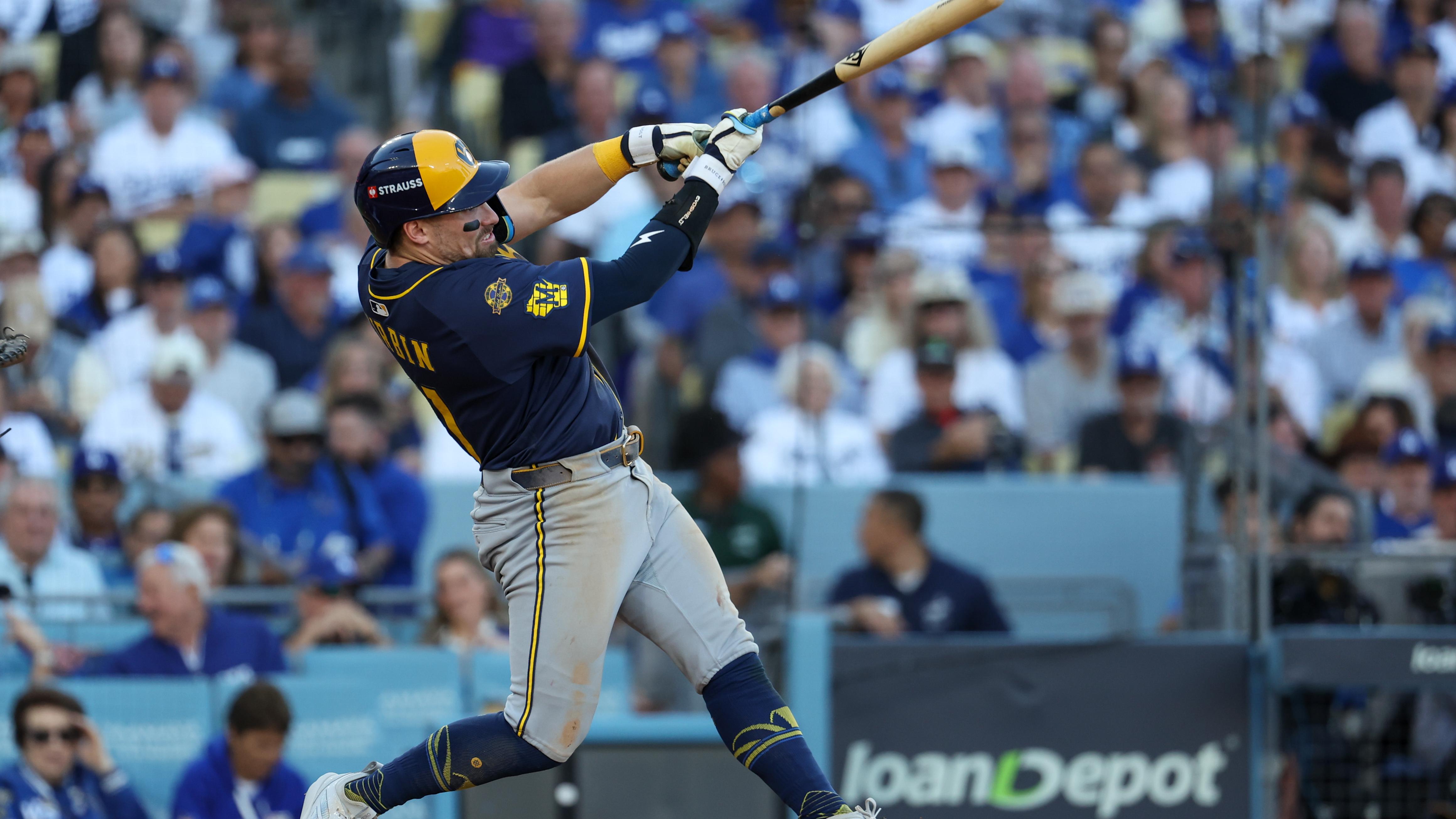 Championship Series - Milwaukee Brewers v Los Angeles Dodgers - Game 3