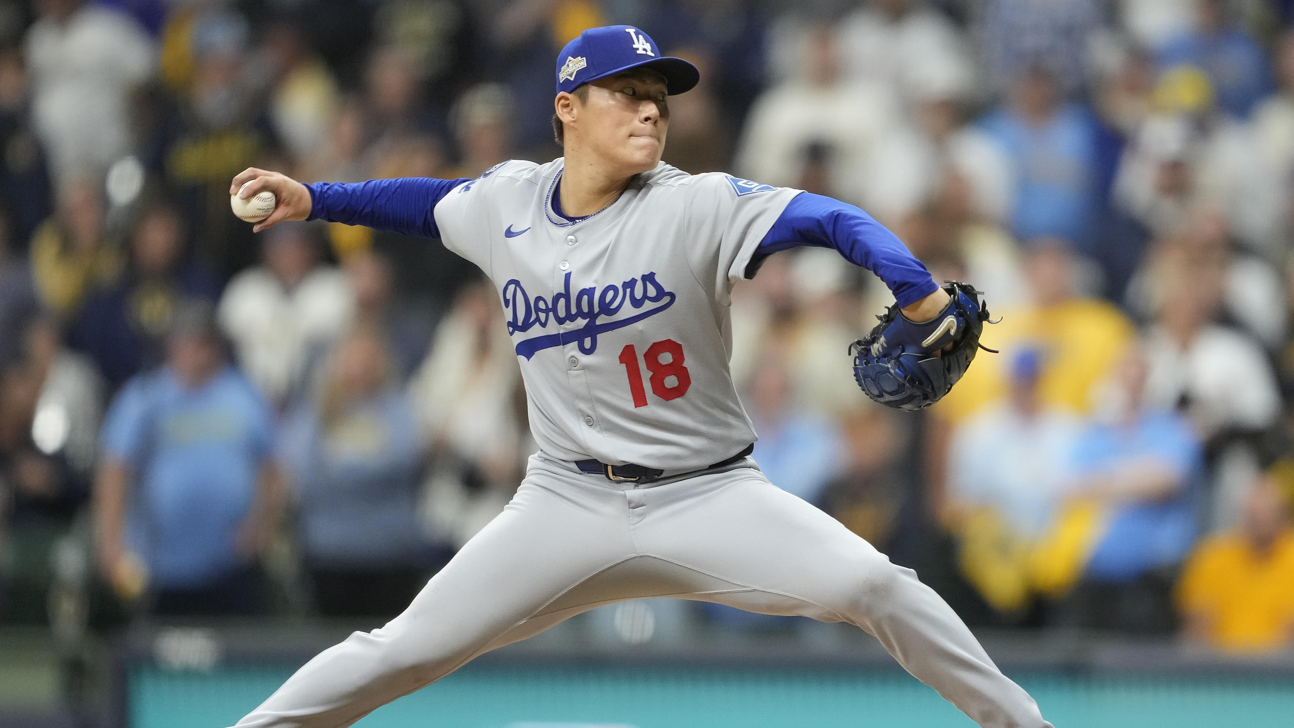 National League Championship Series - Los Angeles Dodgers v Milwaukee Brewers - Game Two