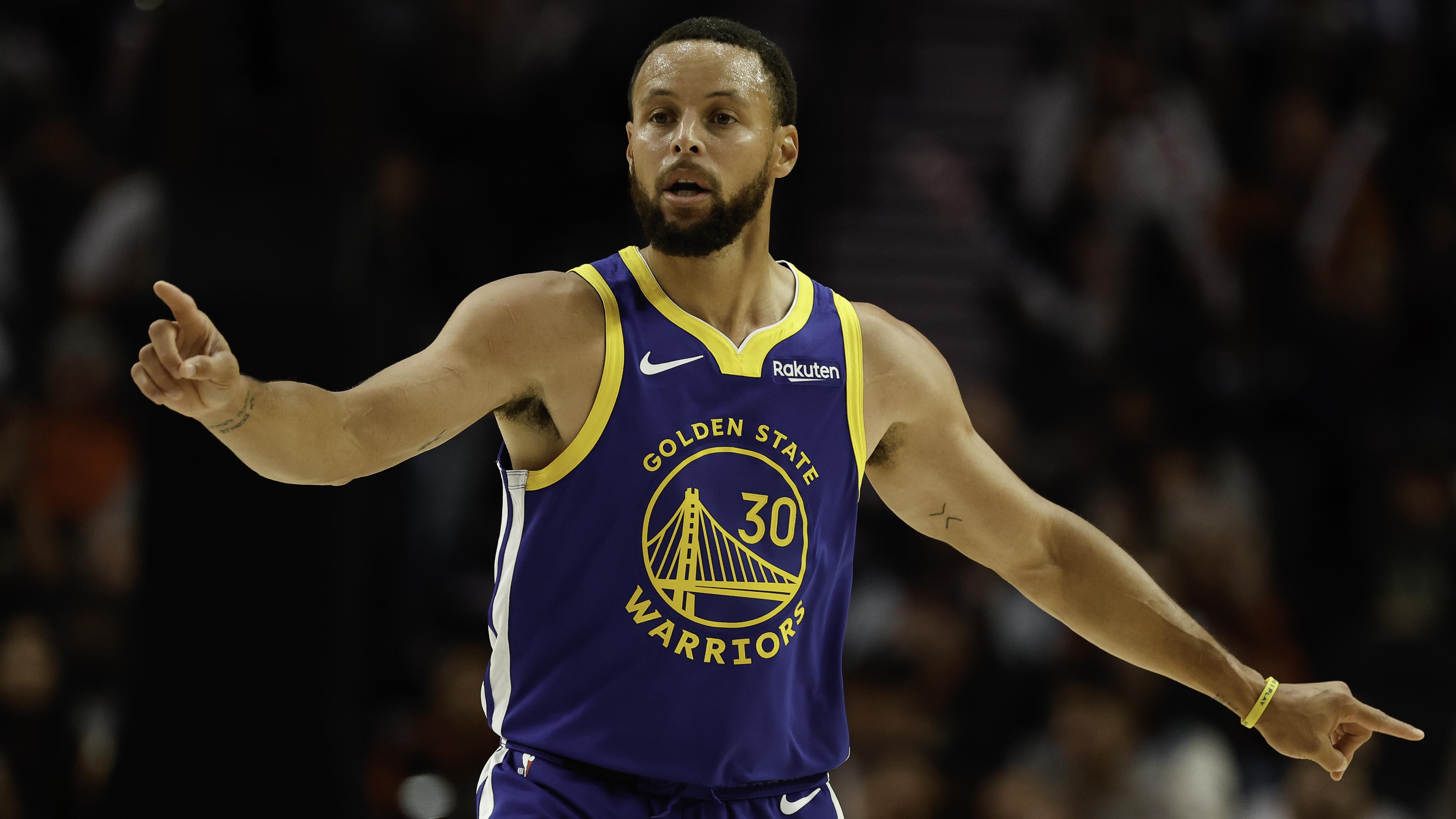 Golden State Warriors v Portland Trail Blazers