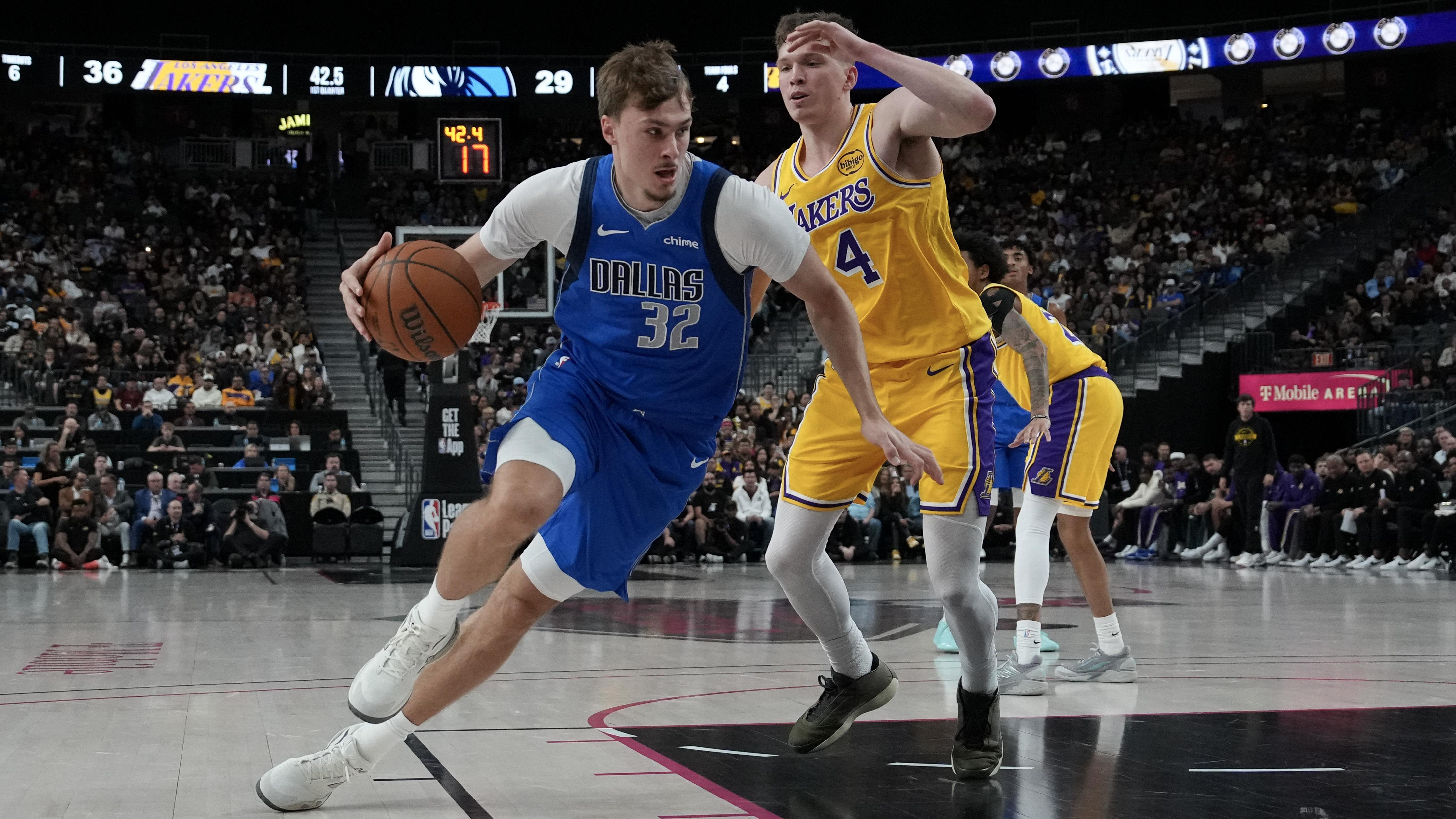 Dallas Mavericks v Los Angeles Lakers