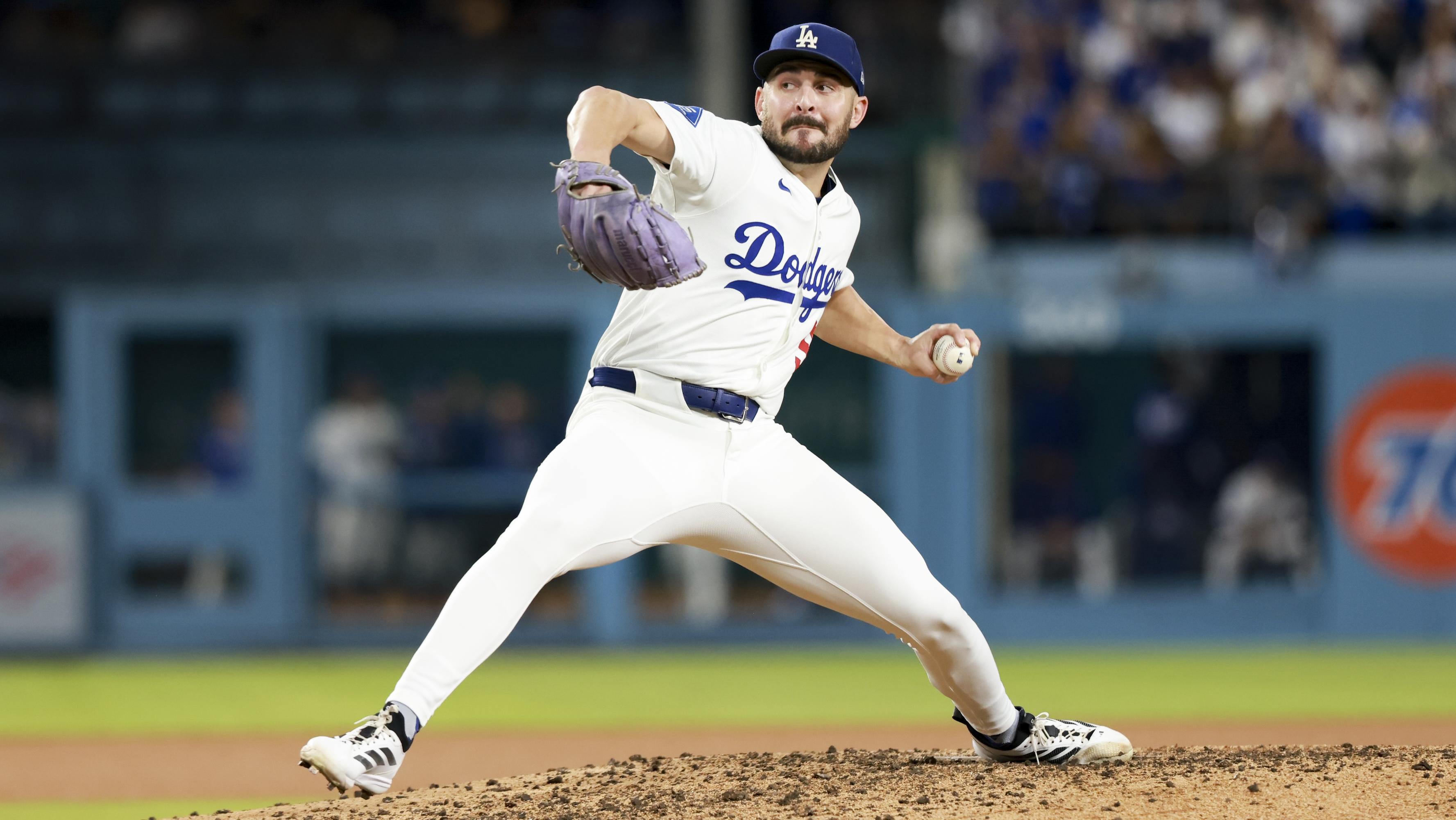 Championship Series - Milwaukee Brewers v Los Angeles Dodgers - Game 4