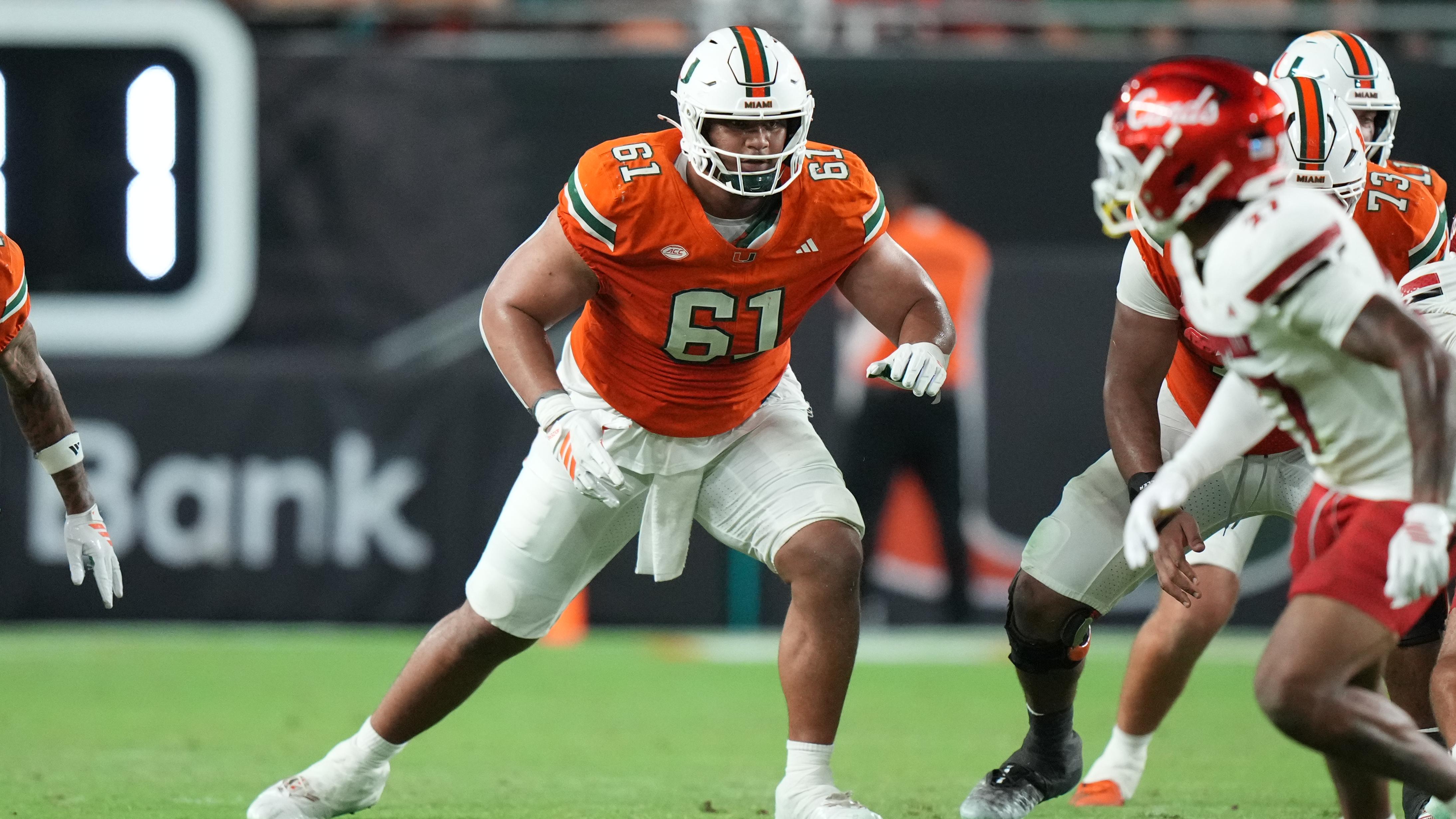 COLLEGE FOOTBALL: OCT 17 Louisville at Miami COLLEGE FOOTBALL: OCT 17 Louisville at Miami