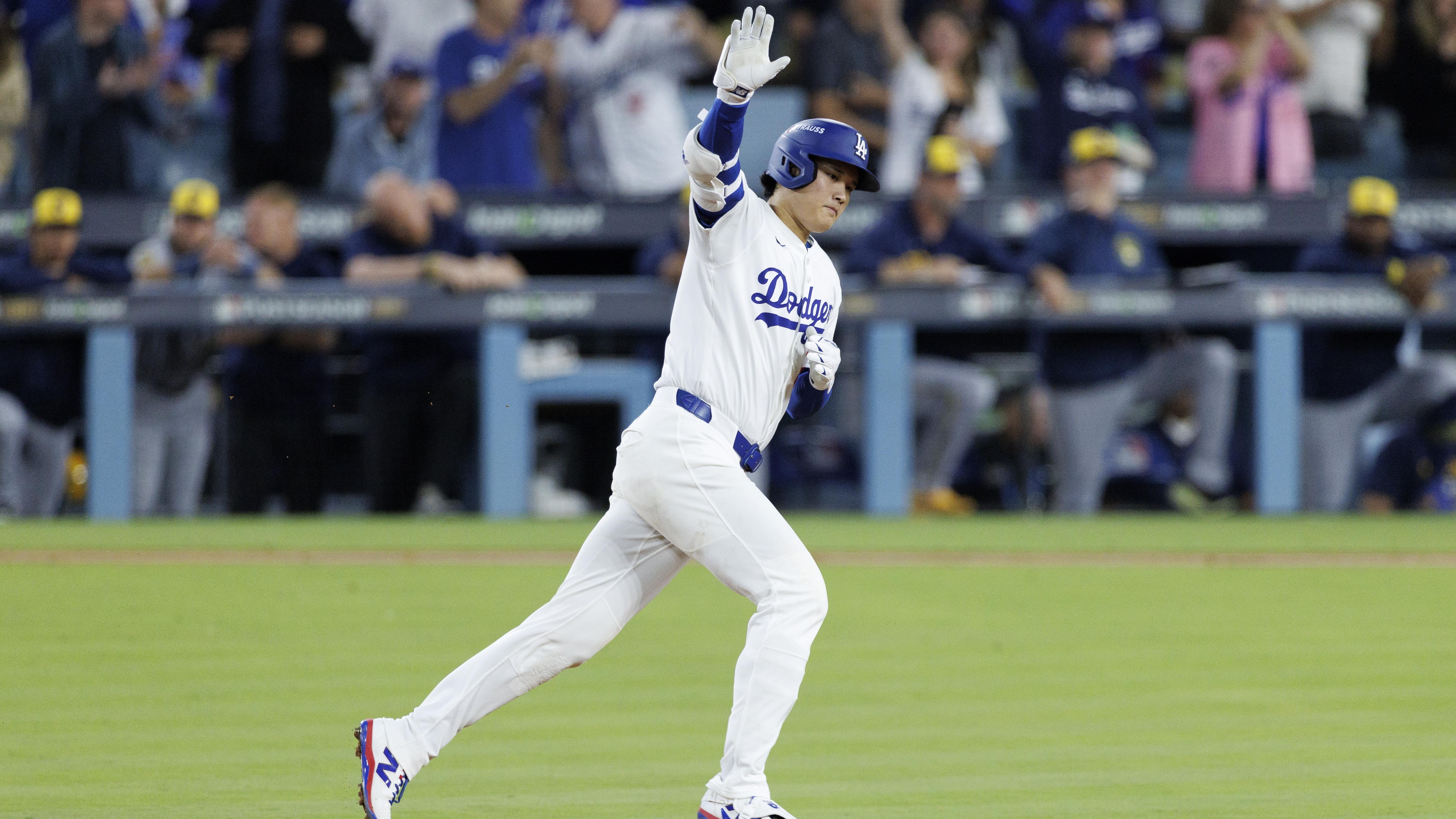 Dodgers vs Brewers in Los Angeles, CA