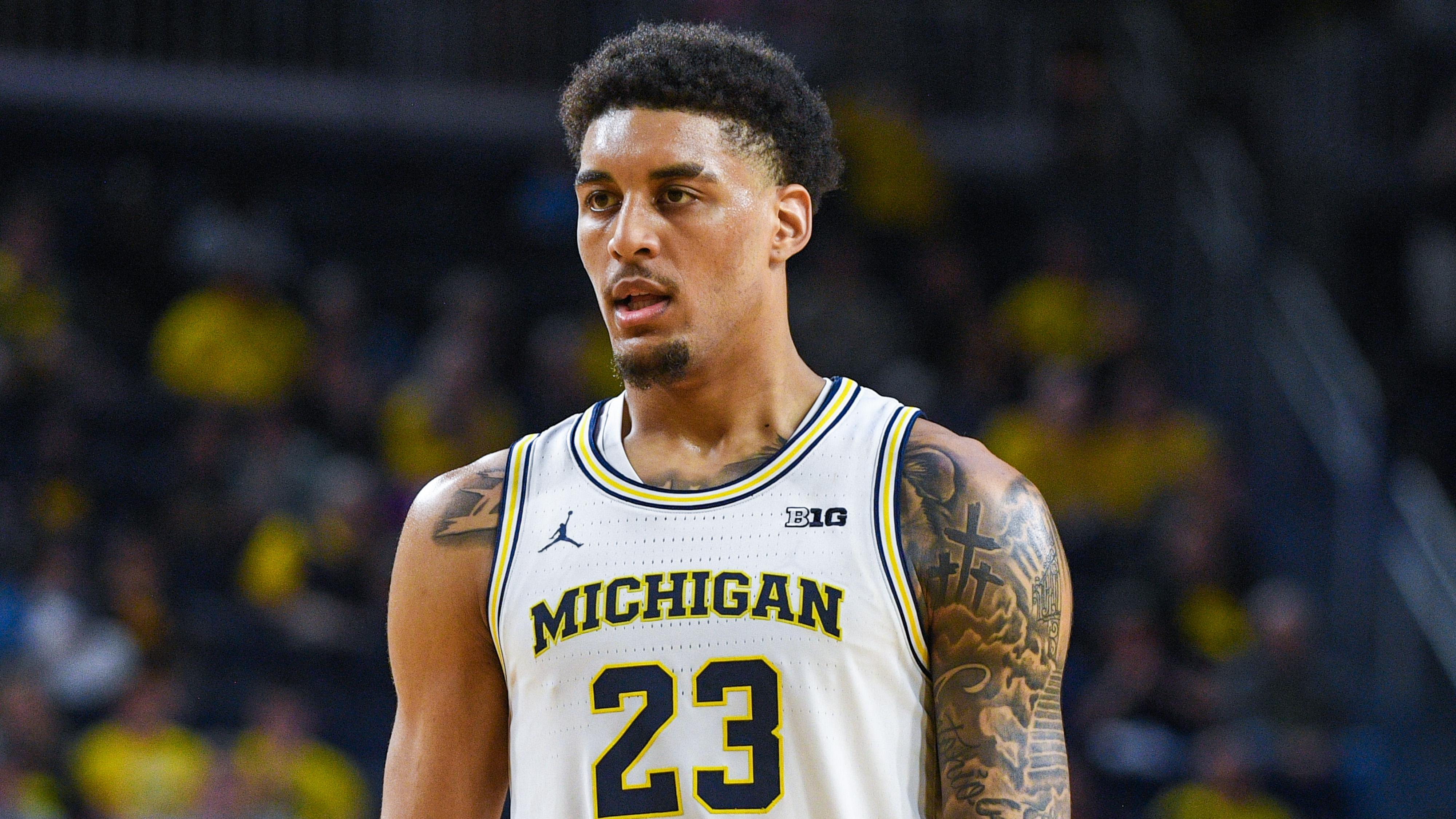 Cincinnati v Michigan