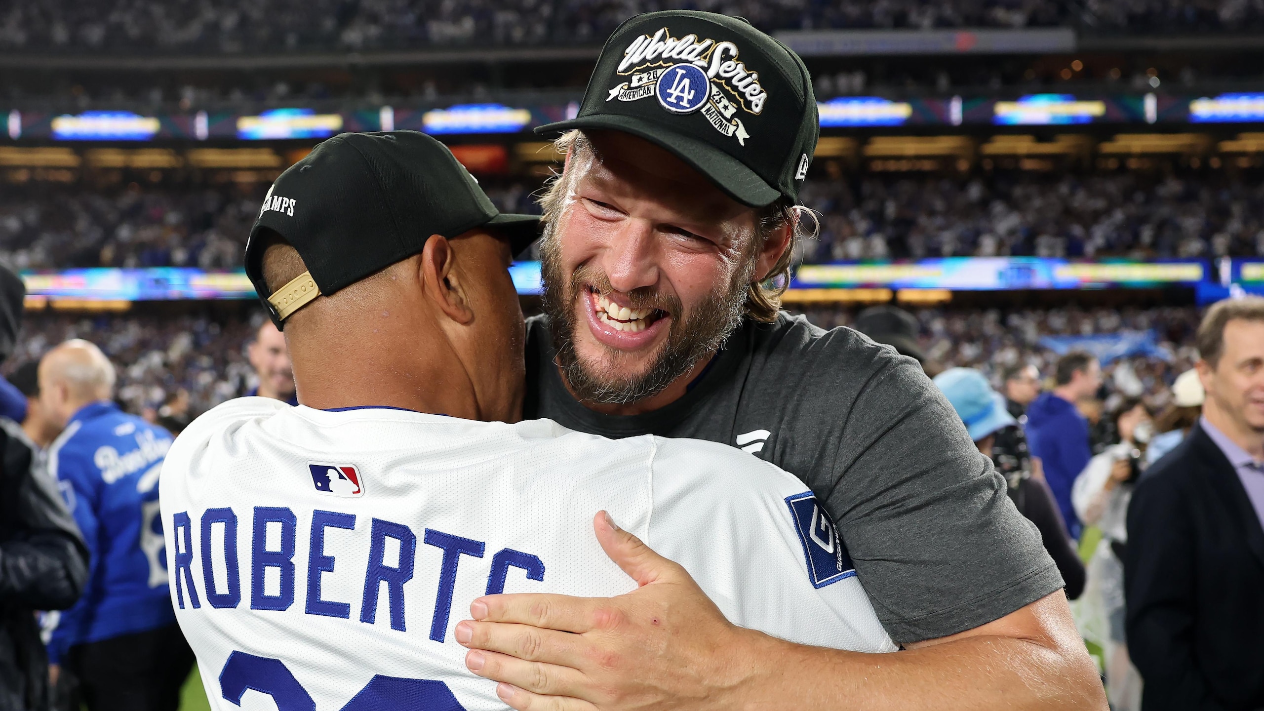 National League Championship Series - Milwaukee Brewers v Los Angeles Dodgers - Game Four