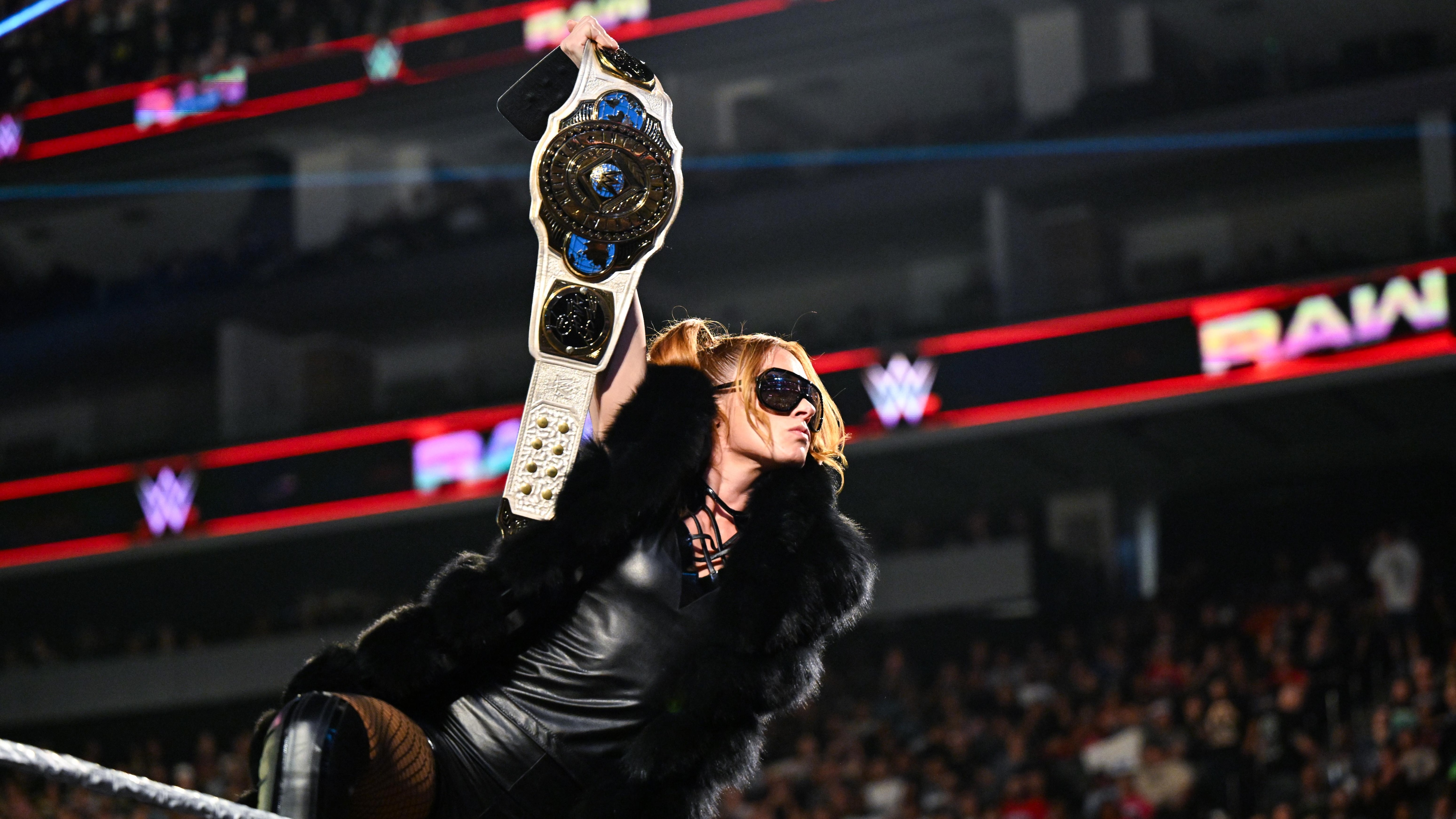 Lunes por la noche RAW